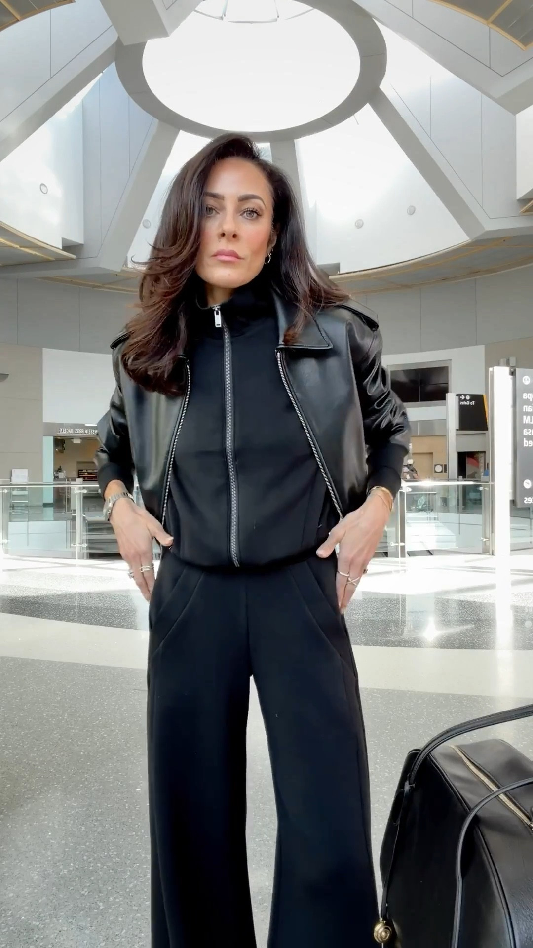 This set takes me from mom duties, to travel, to everything in between! Layer your favorite outerwear piece for some edge! 🖤




Travel set, Spanx, comfortable 

#LTKSeasonal #LTKdayinmylife #LTKOver40