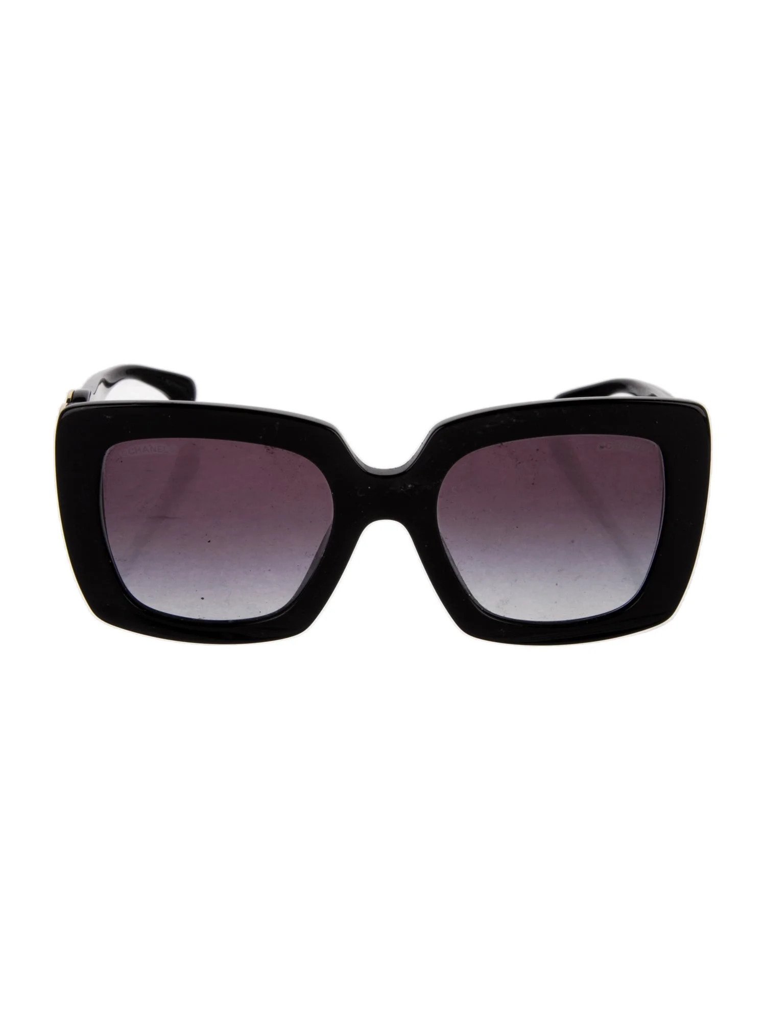 Chanel Interlocking CC Logo Square Sunglasses - Black Sunglasses, Accessories - CHA1360391 | The ... | The RealReal