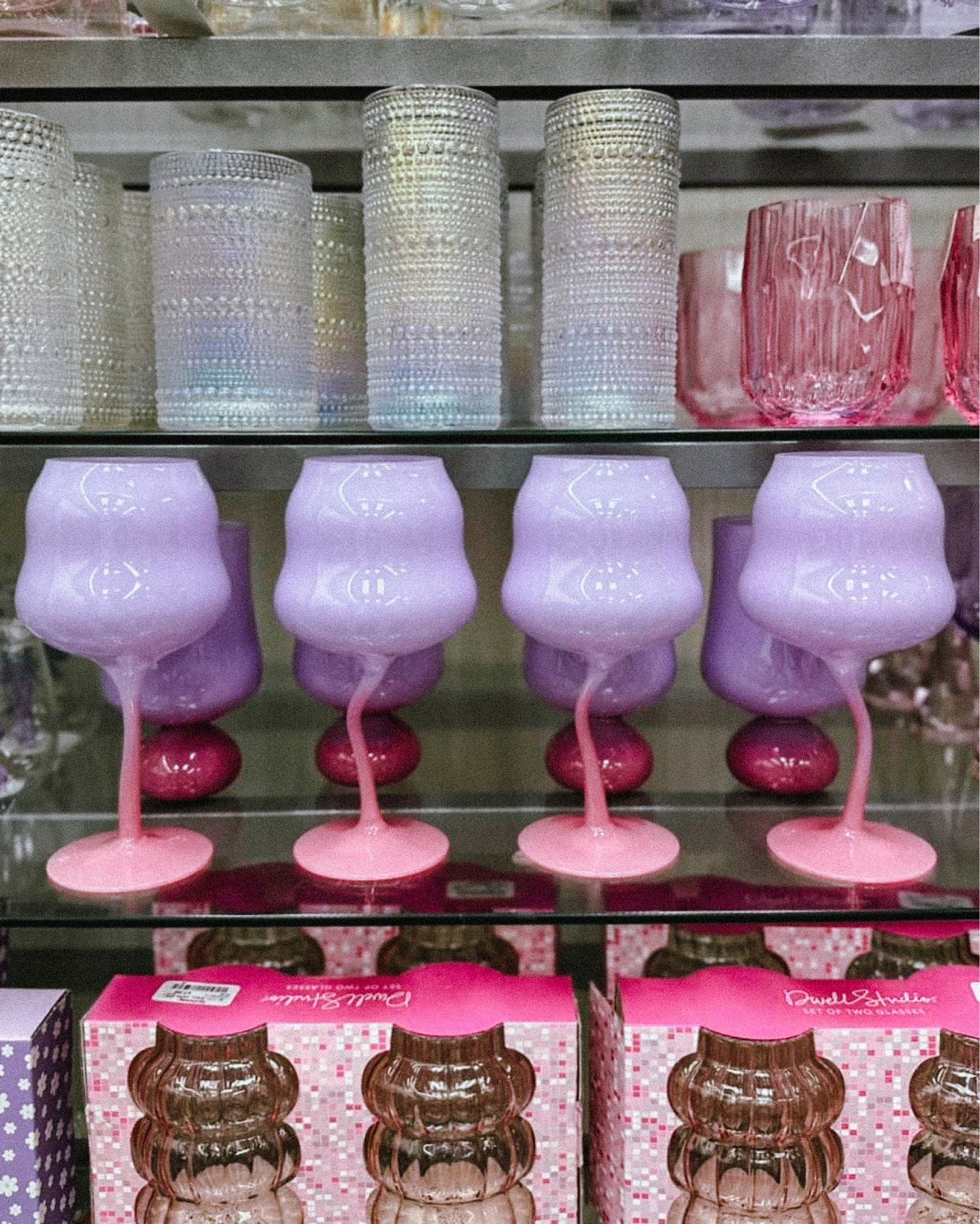 Perfect spring vintage style drinkware. Vintage Glasses. Wine glass / Margarita glass / rainbow vintage glass.

#glass #drinkware #spring #wine #polacek

#LTKsalealert #LTKparties #LTKhome