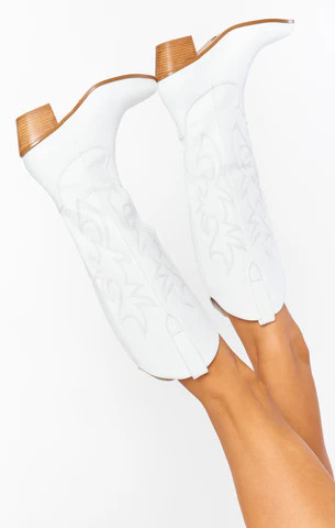 Billini Urson Cowboy Boot ~ White | Show Me Your Mumu