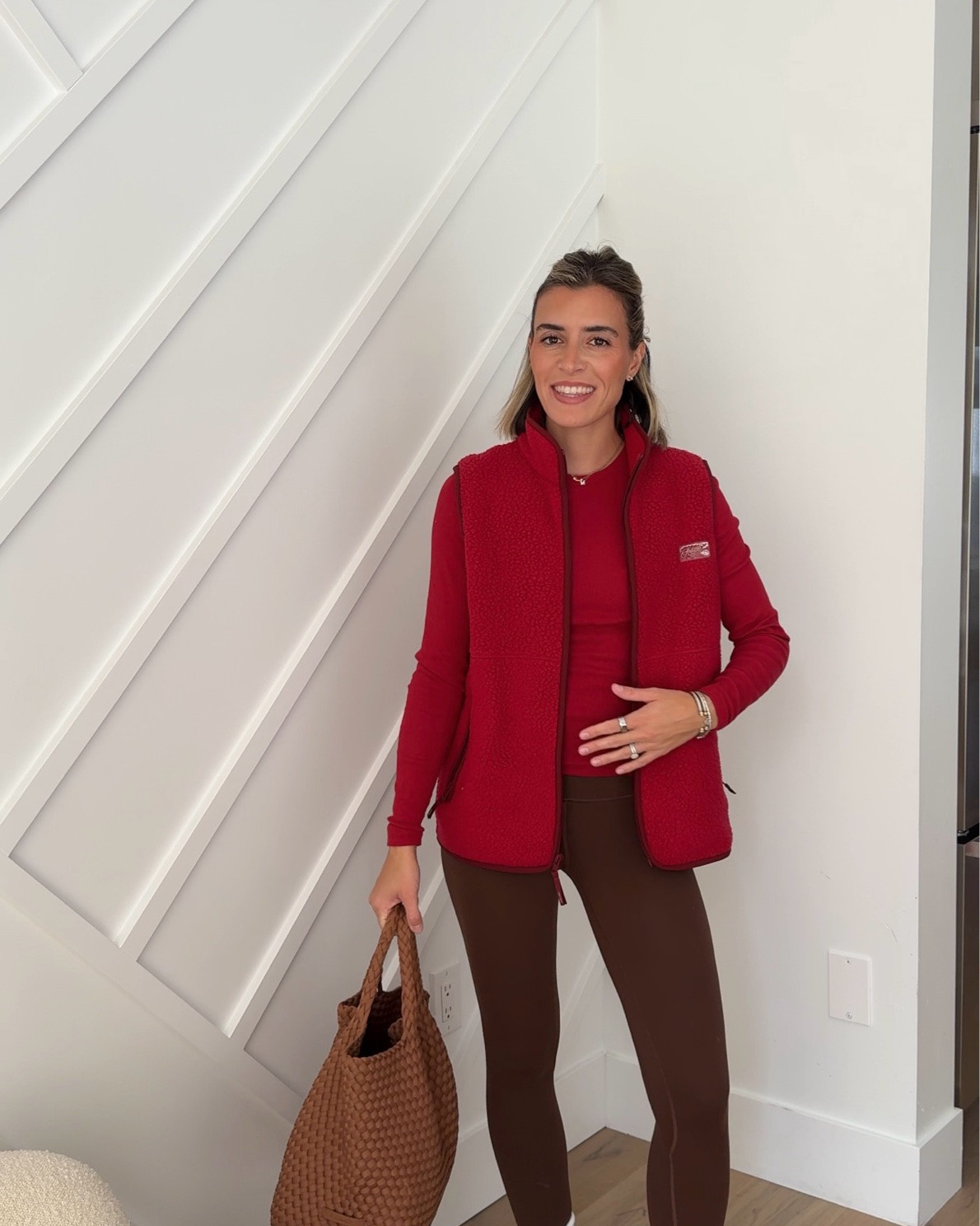 Aritzia vest size small
Crepette pants XS 
Jacket size small 
Long sleeve small
Fleece brown size XS 
Fleece grey size medium