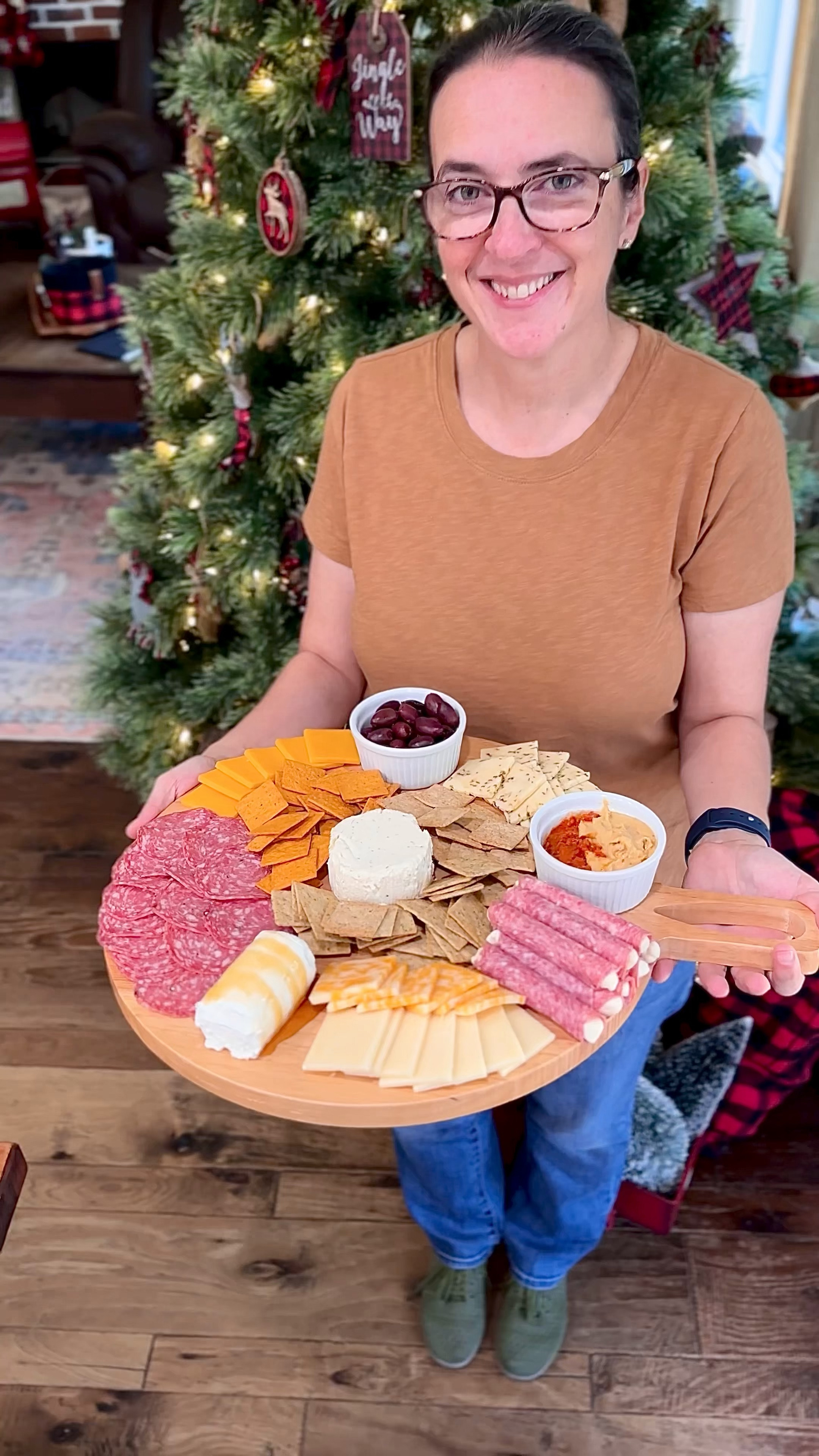 Last minute holiday gathering? No problem! @walmart has you covered with express delivery! #WalmartPartner #WalmartHoliday  

#LTKParties #LTKHoliday #LTKSeasonal