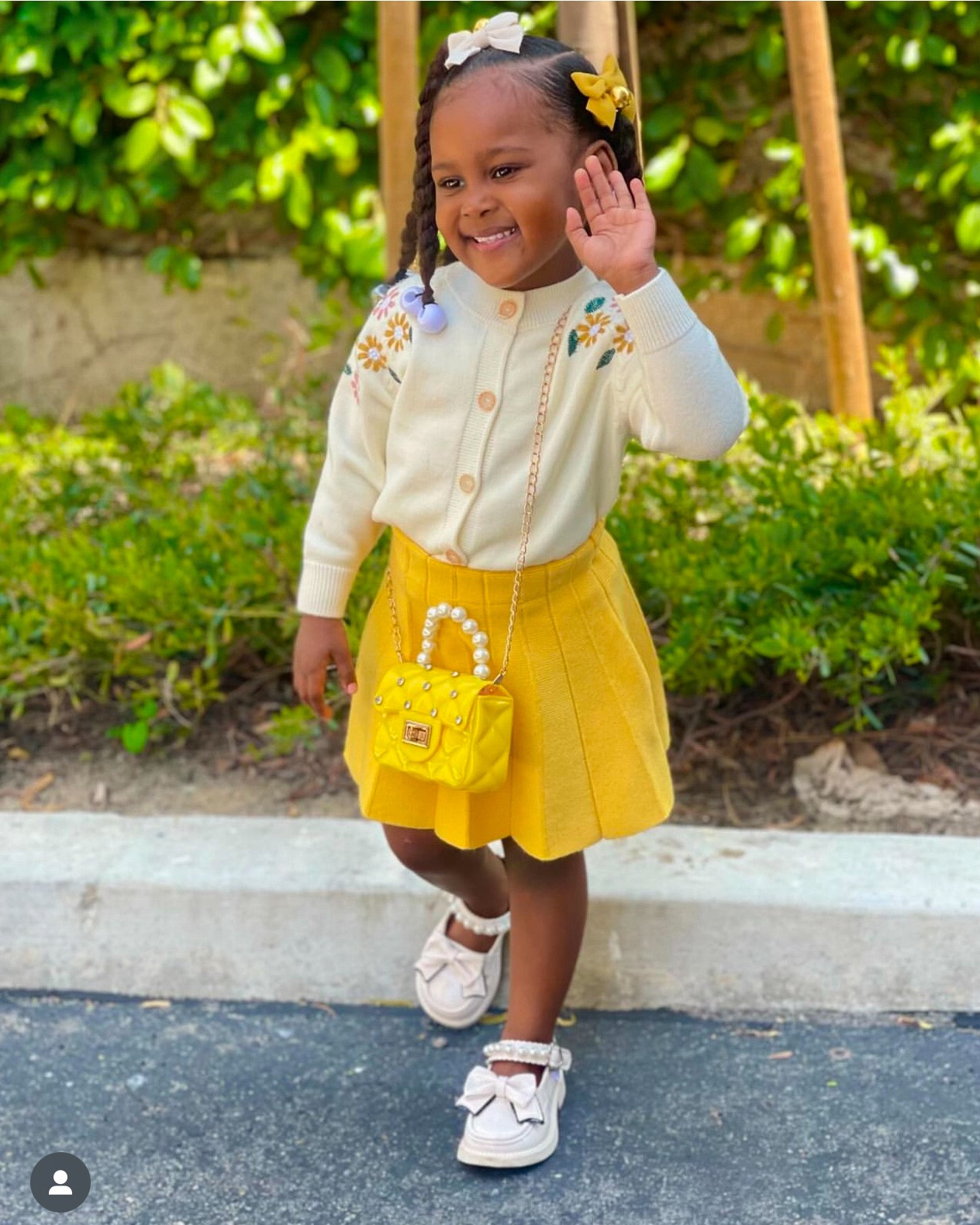 Sunflower  Set 🌻 from Shein under $20


#LTKshoecrush #LTKkids #LTKbaby