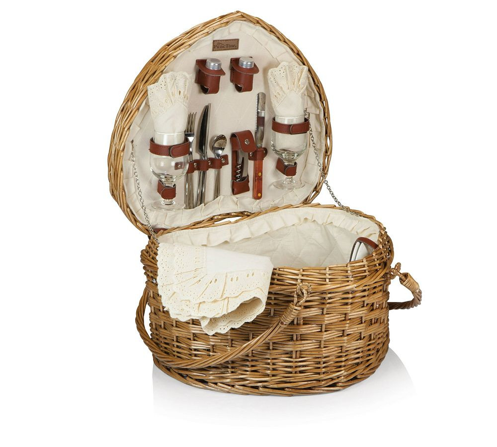Heart Picnic Basket | Pottery Barn (US)