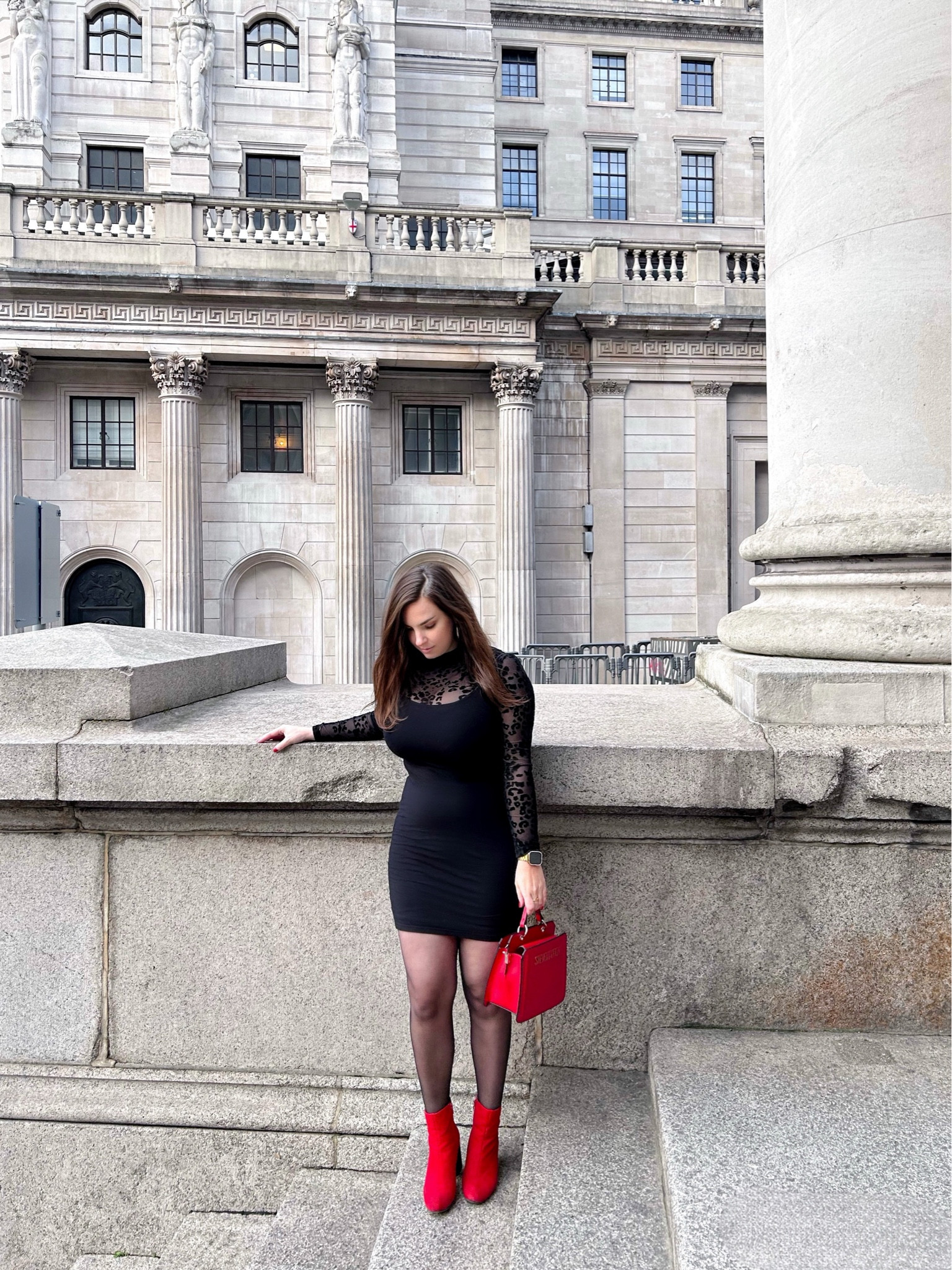 Loving pops of red ♥️🖤

#LTKfindsunder50 #LTKmidsize #LTKtravel