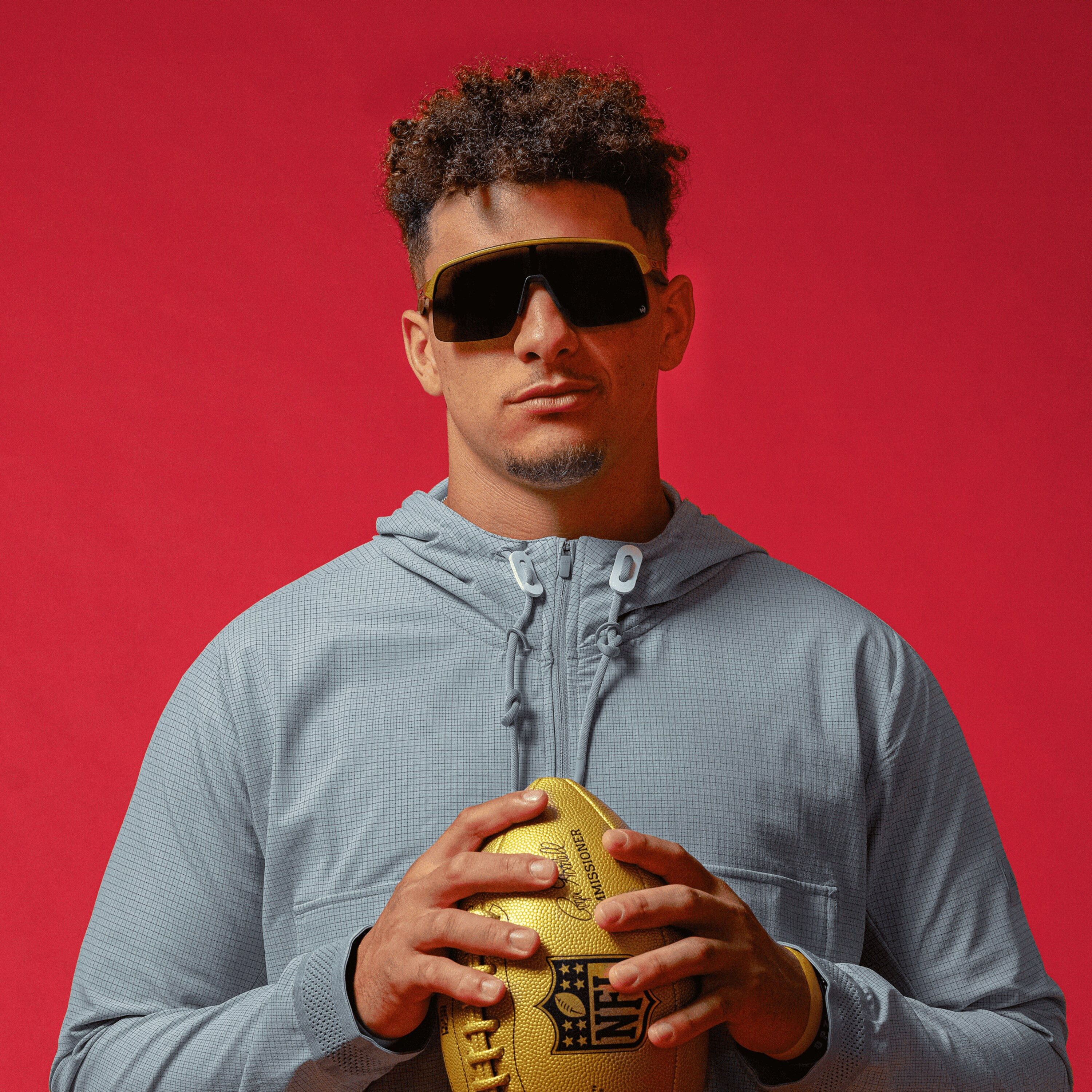 Oakley Sutro Lite Patrick Mahomes II Collection Prizm Black Lenses, Olympic Gold Frame Sunglasses... | Oakley EU