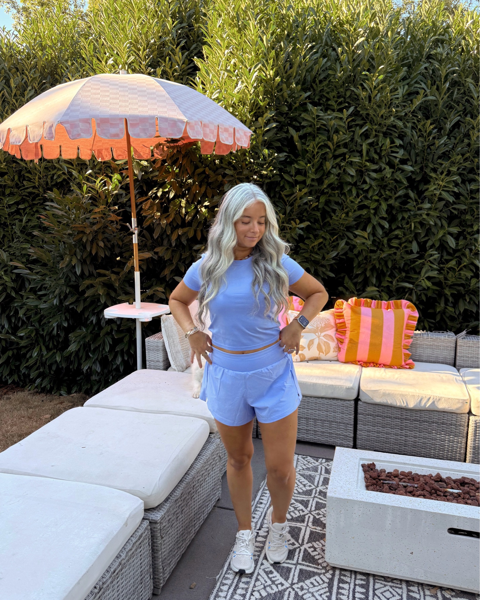 I know, I know.. I say this EVERY month BUT… this actually might be my new favorite set. #fableticspartner 💙😍 This periwinkle blue is SO GOOD! The color, the fit, the buttery-soft feel… 10/10. 👏🏽 Adding this one to my regular rotation immediately. 💙 Comment SHOP for the link! 🔗✨

@fabletics #athleisurestyle #workoutset #momlife #momstyle