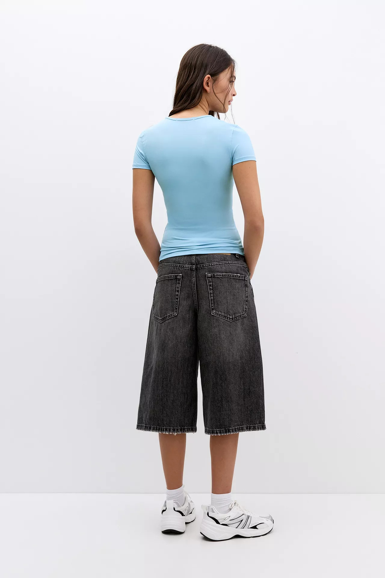 Short sleeve polyamide T-shirt | PULL and BEAR UK