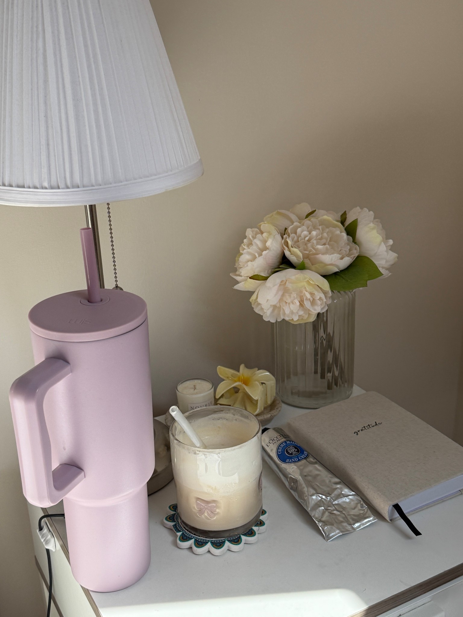 Bedside essentials 

#bedsidedecor #bedsideessentials 

#LTKhome #LTKbeauty #LTKluxury