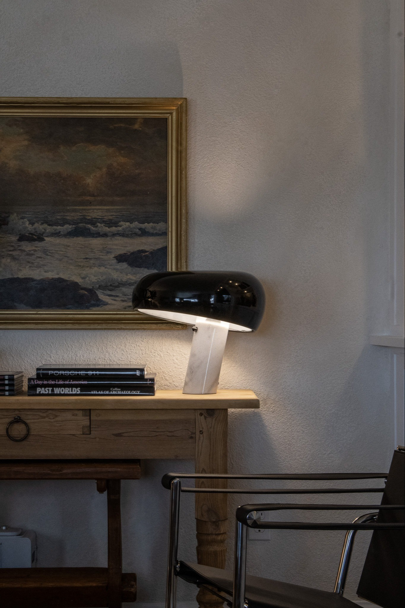 Modern Snoopy lamp

#LTKHome