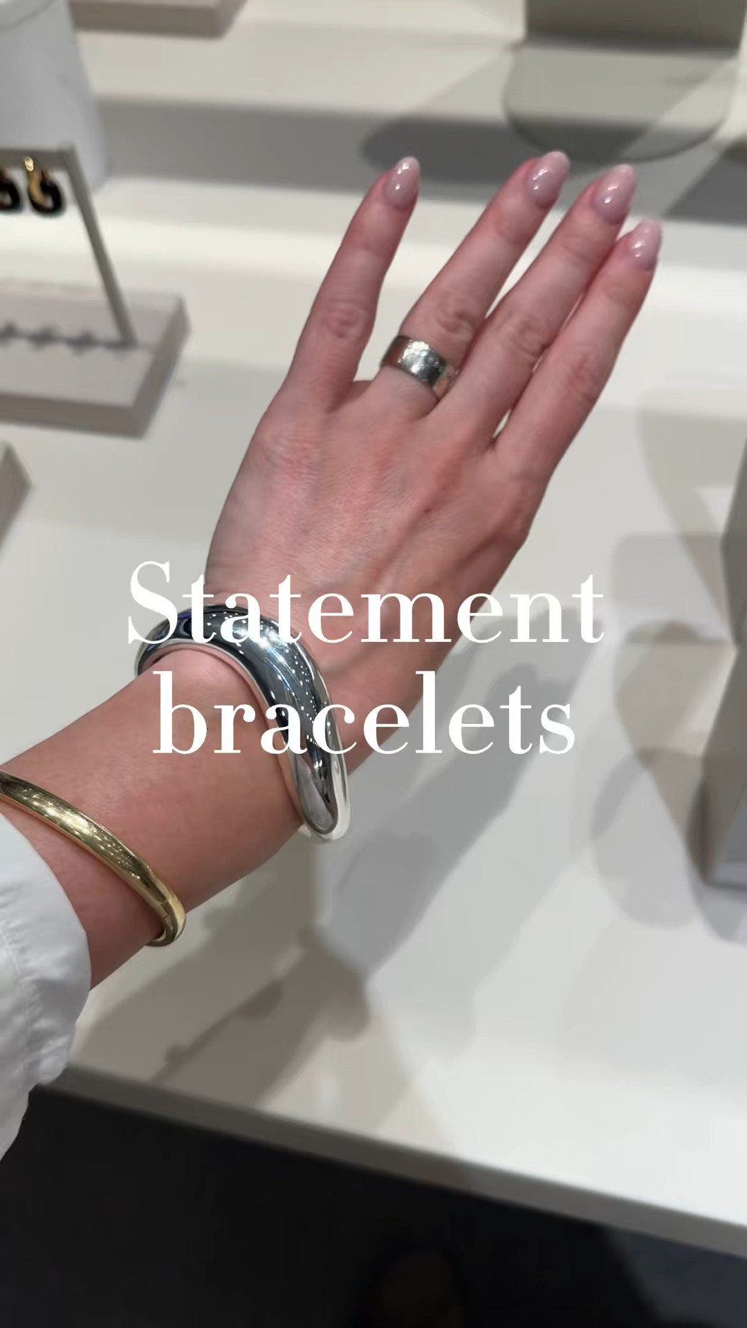 Jewelry trend of this Fall: statement bracelets. 
My favorite finds: 
- Cos hinged bracelet
- Tiffany bone cuff (preowned at a the Real Real)
- Mejuri Dome figure cuff bracelet 
Which one is your favorite? 

#LTKSeasonal #LTKStyleTip #LTKVideo