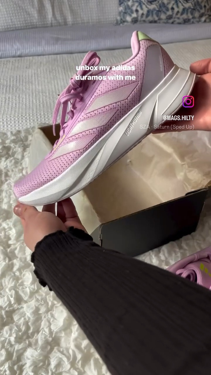 perfect pop of color for the gym 🫶🏼🏃🏼‍♀️🤩

#LTKfindsunder100 #LTKshoecrush #LTKfitness