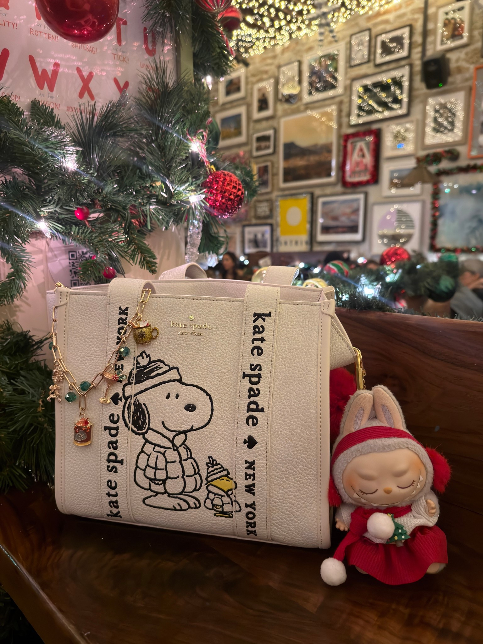 I have been getting sooooo many compliments on my Snoopy winter bag - this would make the perfect holiday gift! #snoopy #peanuts #snoopychristmas #style #fashion #purse #holidaystyle

#LTKHoliday #LTKSeasonal #LTKGiftGuide
