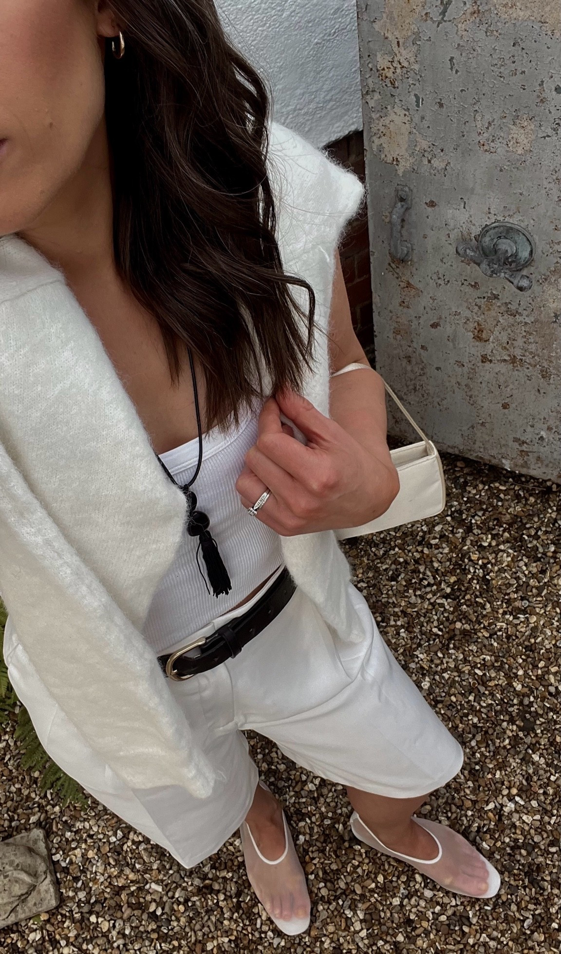 Fall transition outfit inspo. What to wear to dinner. Bermuda short. All white outfit. Tassel necklace. Trouser shorts. Autumn transition outfit inspo. Cream sweater. Cream jumper. Early Autumn layers.

#LTKootd #LTKPetite