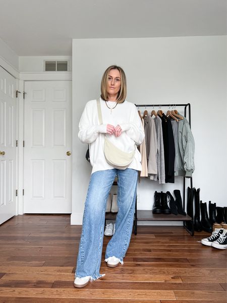 Spring outfits. Spring outfit idea. Casual outfits. Casual outfit idea. Oversized sweater. Wide leg jeans. Baggy jeans. Sneakers. Adidas sambas. Mom outfit.

#LTKfindsunder100 #LTKfindsunder50 #LTKSeasonal