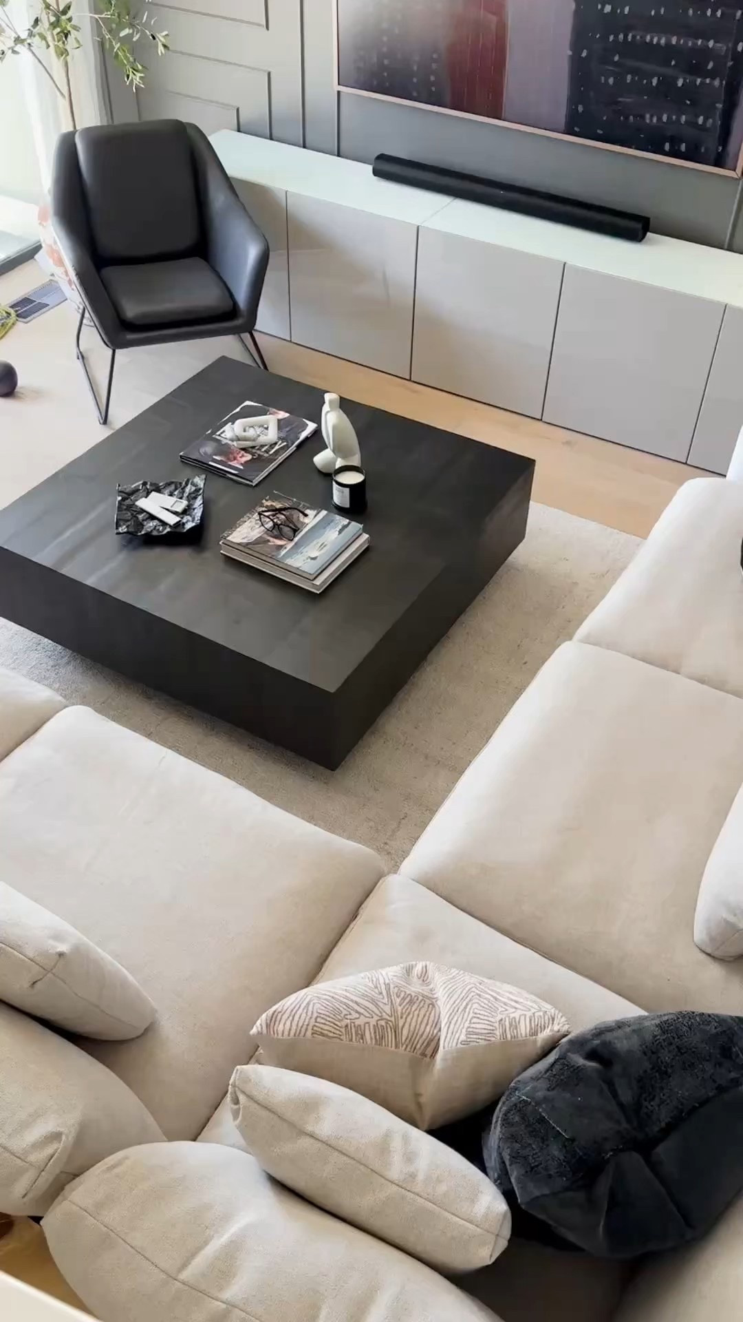 Moody Contrast. High-end comfort. 🖤✨ Did we nail the sophisticated cozy vibe?

#LTKHome