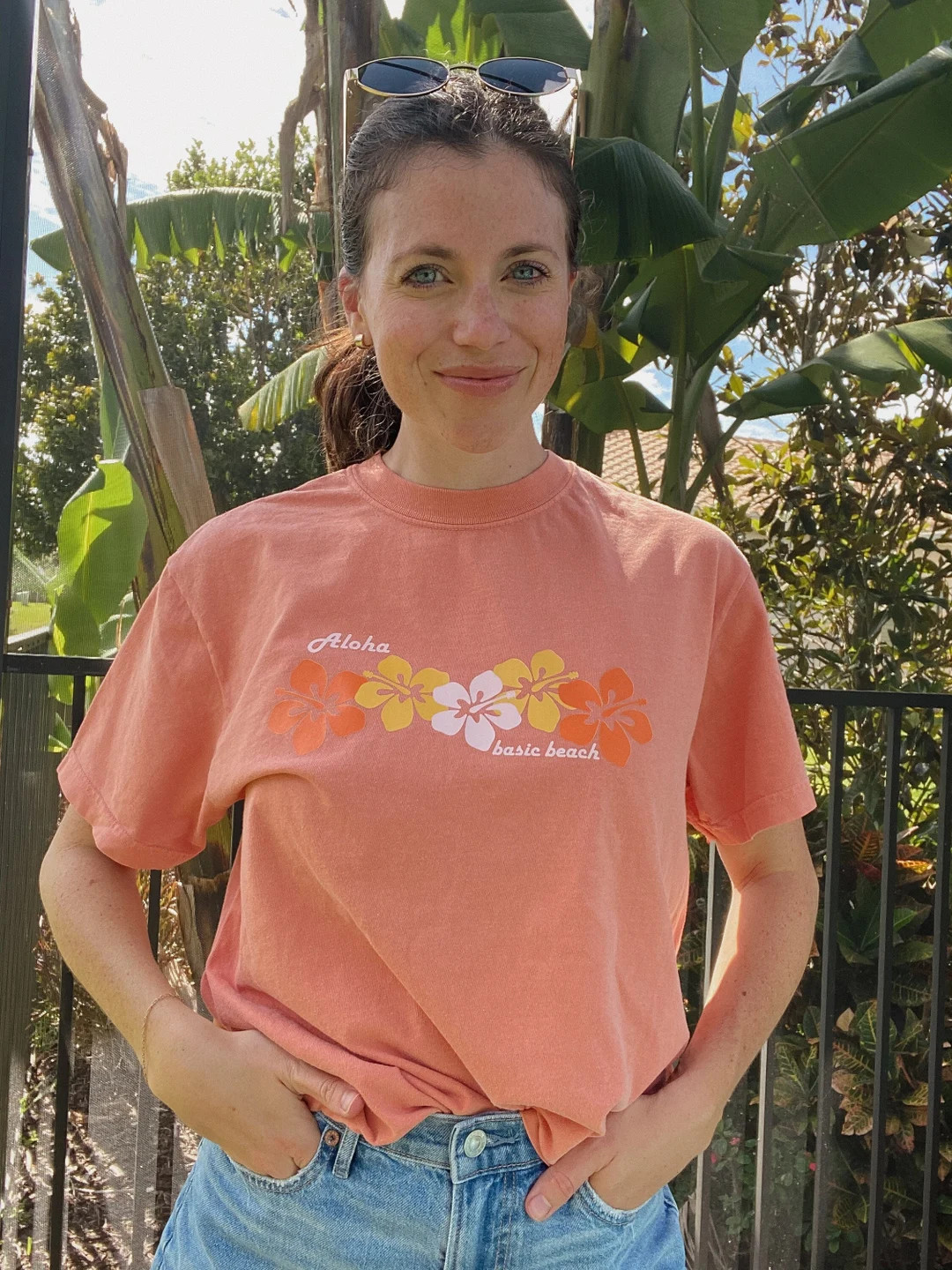 Aloha Basic Beach Tshirt, Comfort Colors Tee, Beach Tshirt, Hibiscus Tshirt, Retro Beach Shirt, S... | Etsy (US)