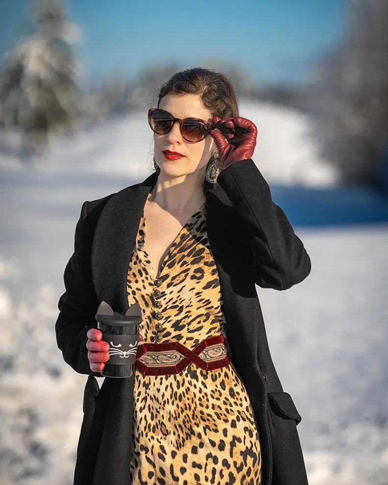 Winter stroll - wearing a Leopard dress and glamorous coat 


#LTKwinter #LTKstyletip #LTKeurope