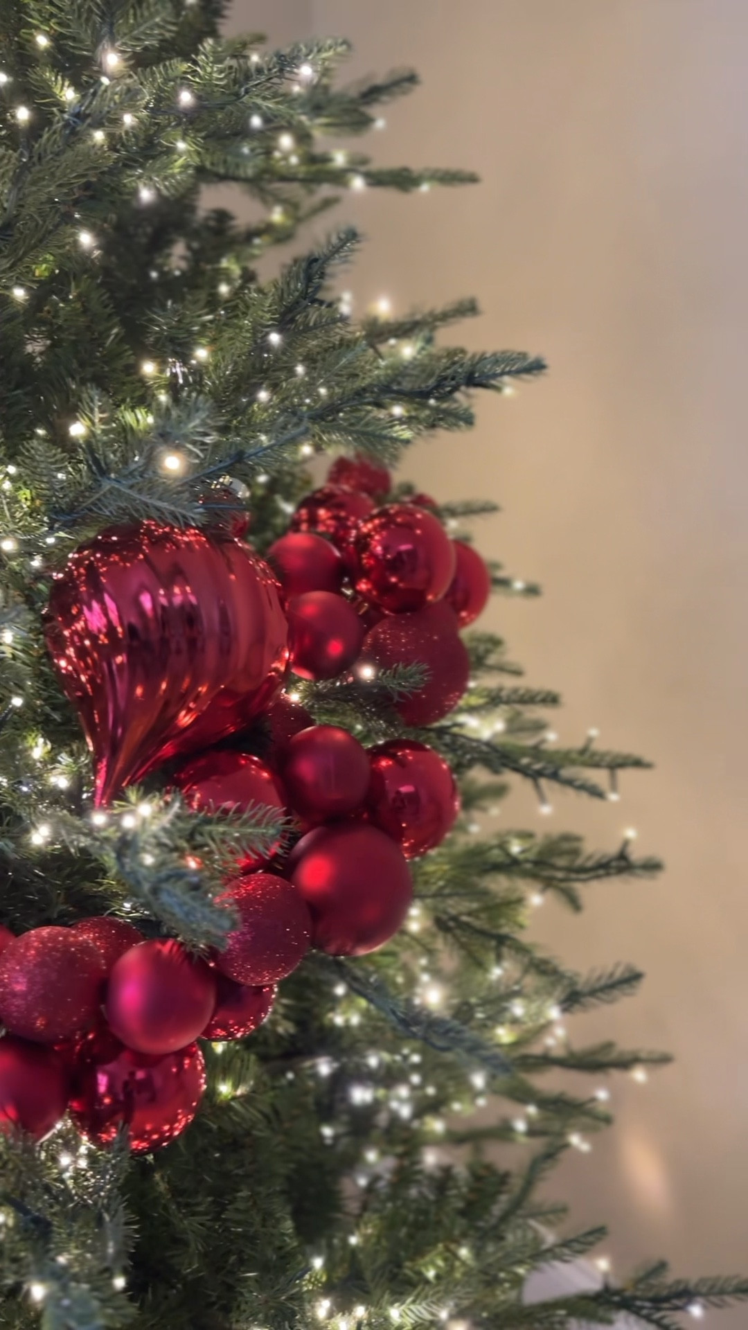 Starting to decorate the Christmas tree in the den! 

Details ✨ starting with my DIY Christmas ball Garland as a base...this is super easy to do and helps elevate your tree and give that designer look! I simply string shatterproof ornaments in varying sizes onto fishing line and adjust accordingly. 

Holiday decor // Christmas decor // red ornaments // twinkle tree // Christmas tree inspo // tree Garland // DIY Christmas

#LTKHoliday #LTKVideo #LTKhome