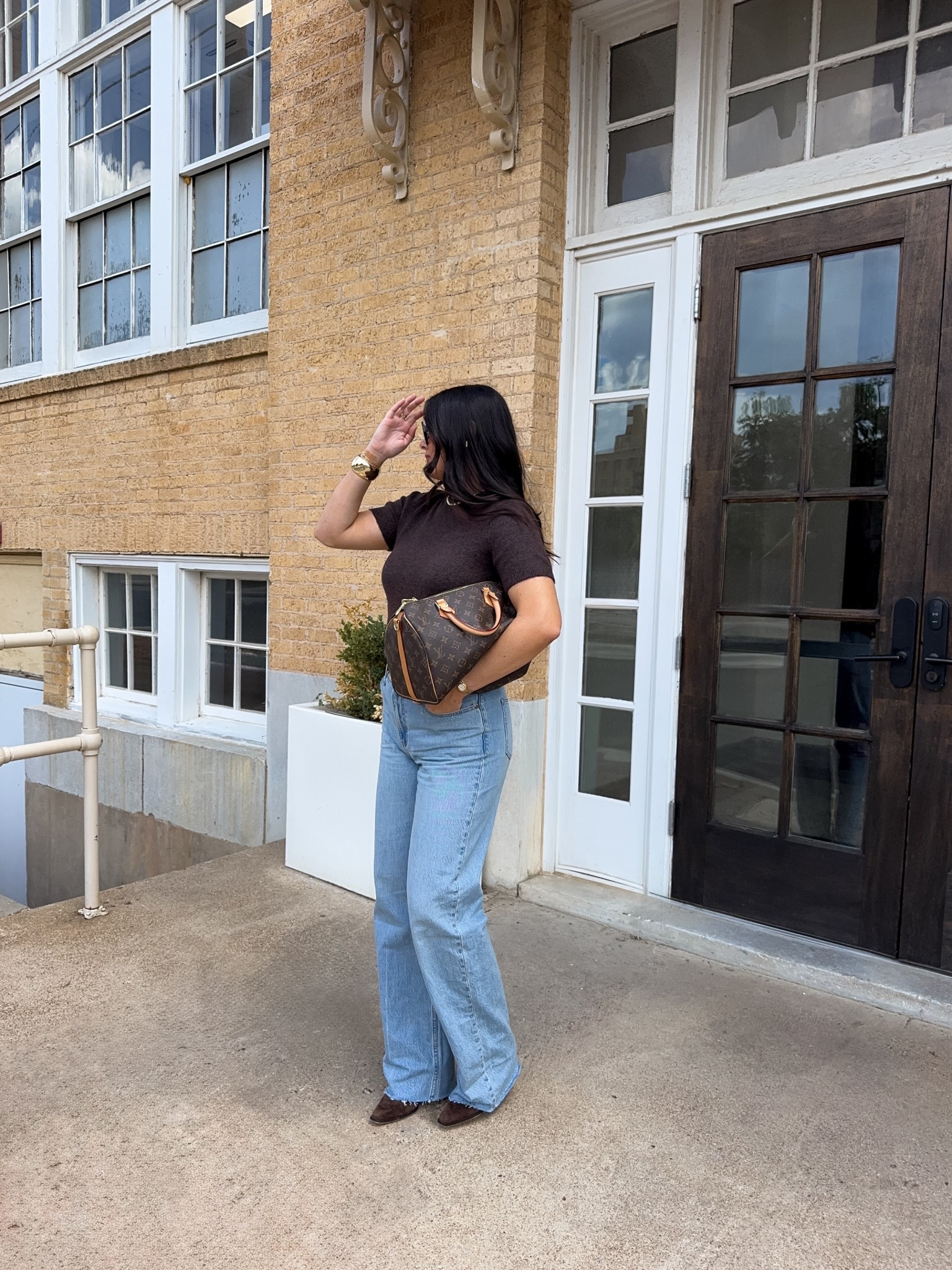 Chic fall transition outfit 🤎 These jeans are tall girl approved — ordered the extra long length! #fallfashion #fallstyle 

#LTKItBag #LTKShoeCrush