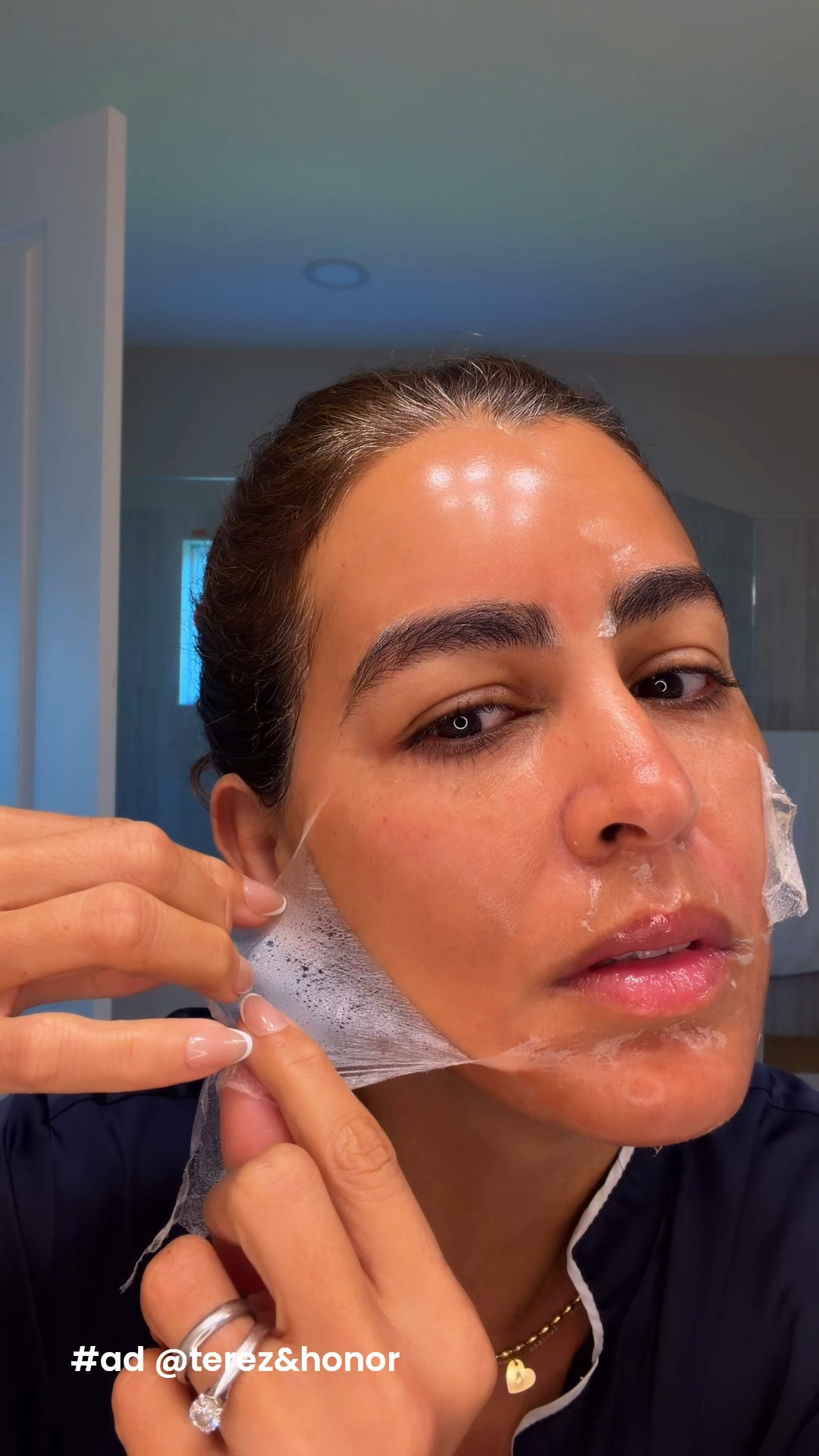 @terezandhonor #ad in love! My skin looks amazing!

#LTKBeauty #LTKSaleAlert #LTKOver40
