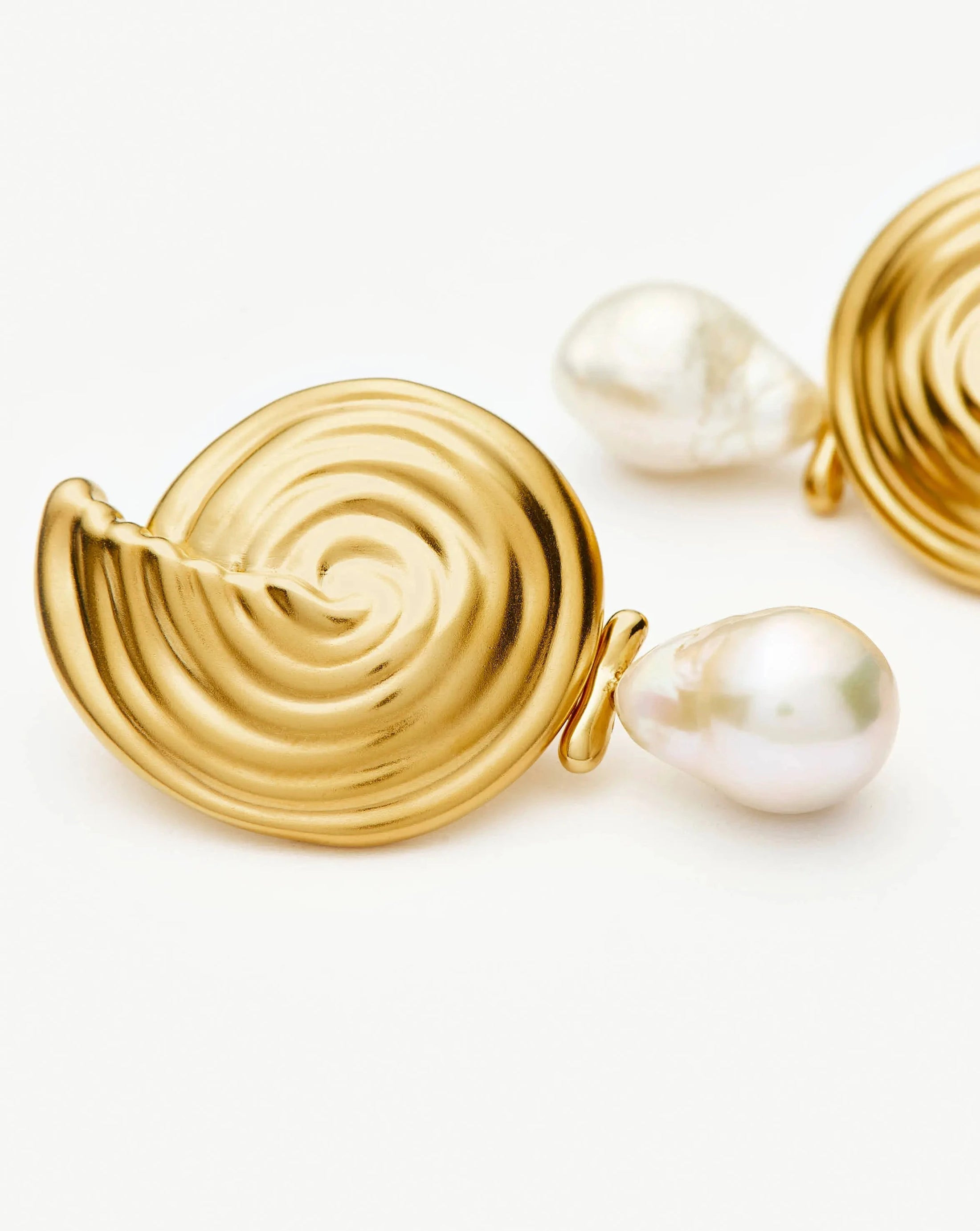Spiral Interchangeable Pearl Drop Earrings | Missoma UK | Missoma UK