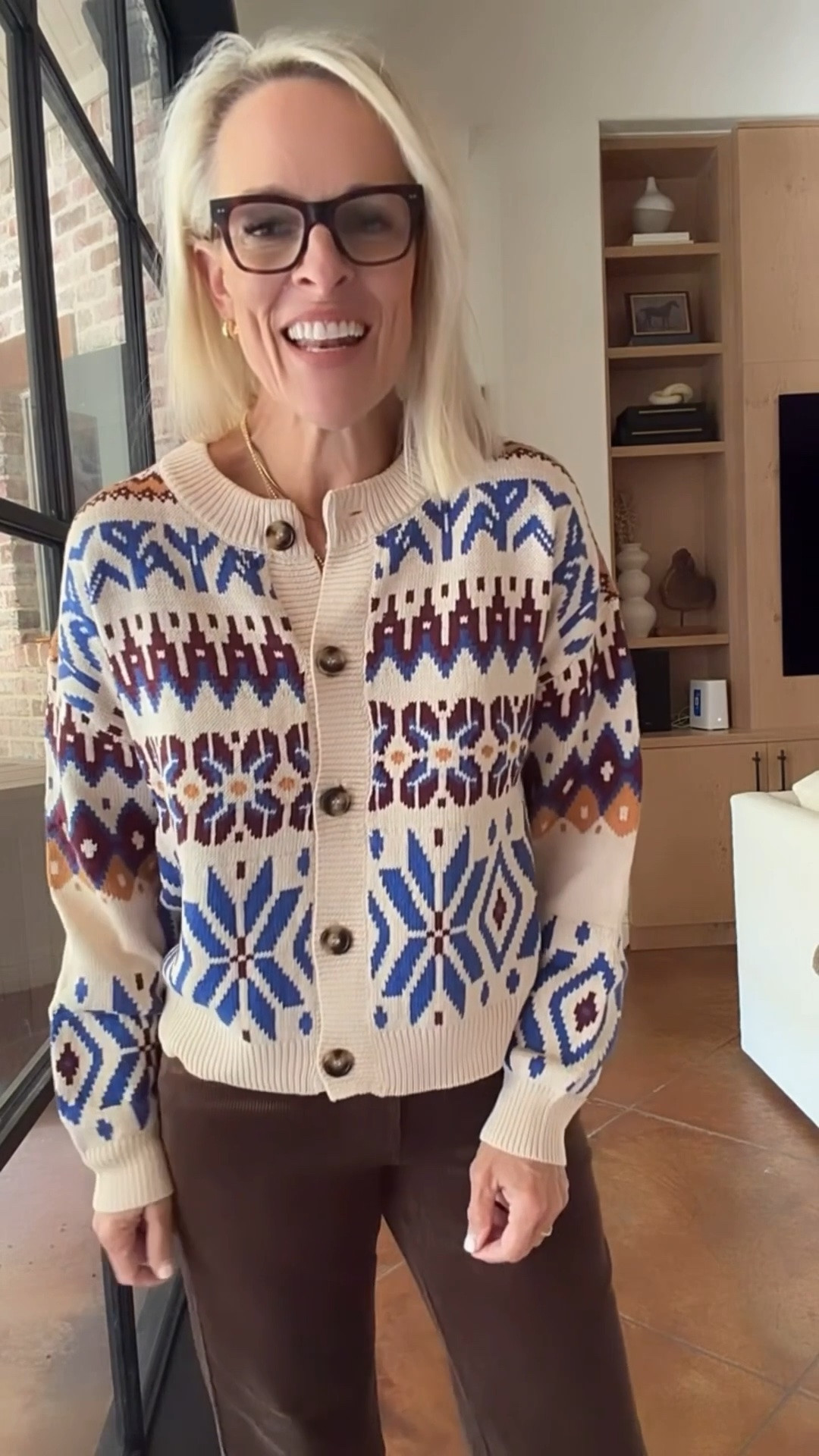 Fall sweaters, dresses and denim, corduroy pants all well priced!

And if 1st time shopper use Code CINDY15 for 15% off!!