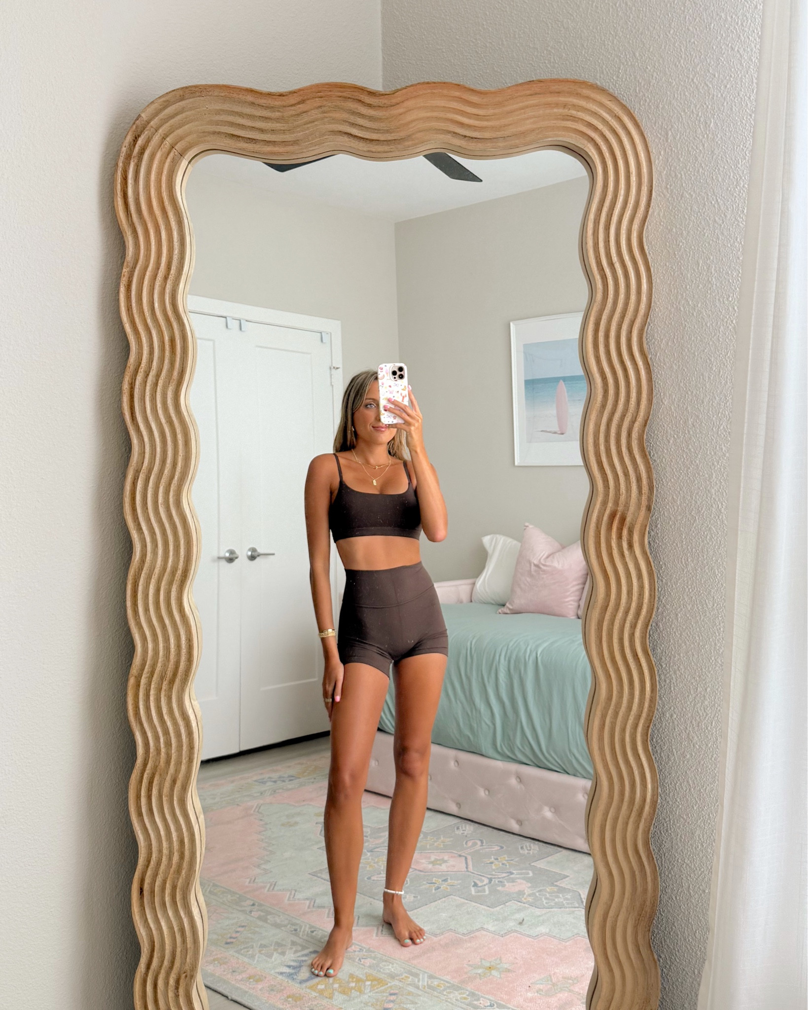 Amazon workout set under $35! 🏋💕 looks and feels like Lululemon for less. wearing an XS 