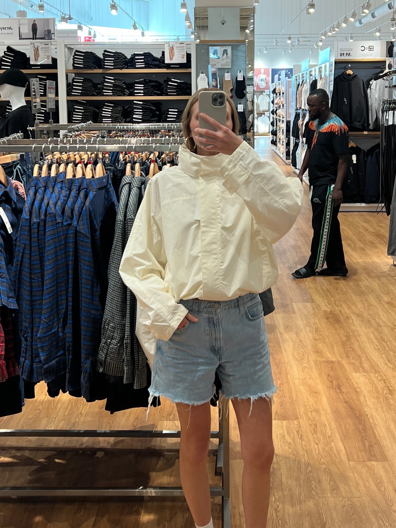 Uniqlo windbreaker | go on the Canadian site to find the white one 

#LTKstyletip #LTKsummer