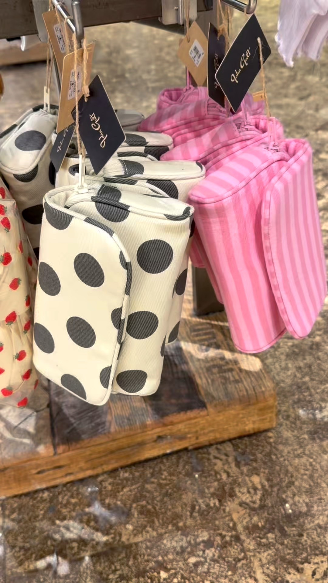 Brandy Melville has the cutest makeup bags right now! I am loving all the patterns  

#LTKBeauty #LTKValentine