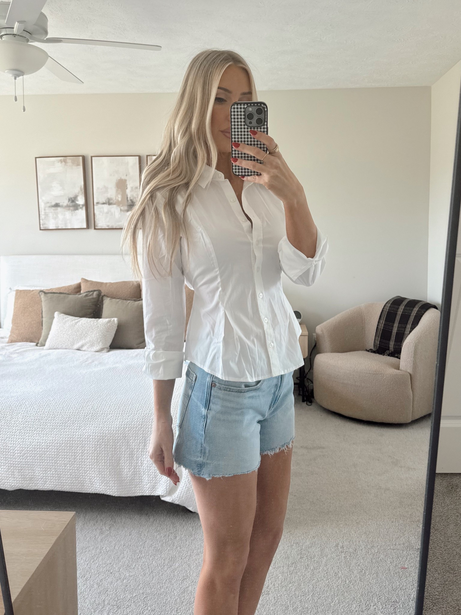 Wearing a size S in the button down & size 4 in the shorts

#LTKSaleAlert #LTKSpringSale #LTKootd