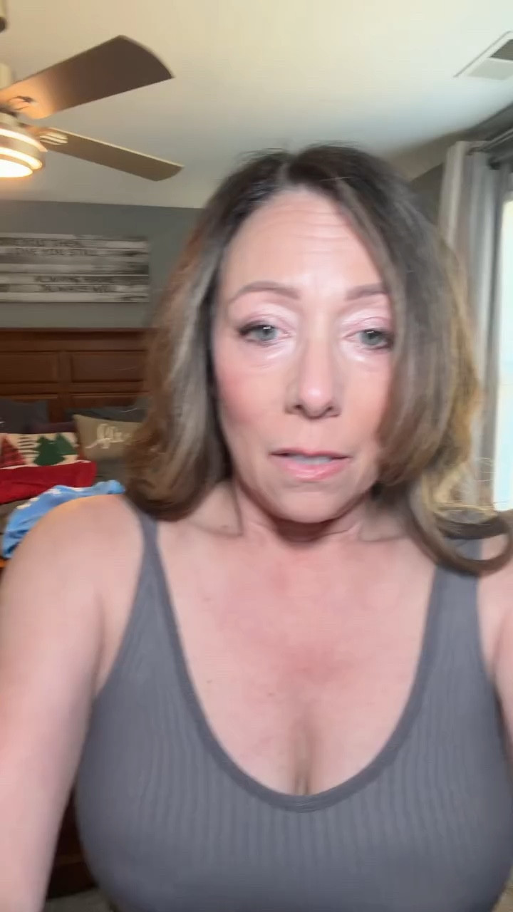 Halara 3” Shorts • Lightweight + breathable • High-waisted fit • Super comfortable • Great for summer Halara_official #halara #halarashorts #HalaraNewArrivals #halaralistens