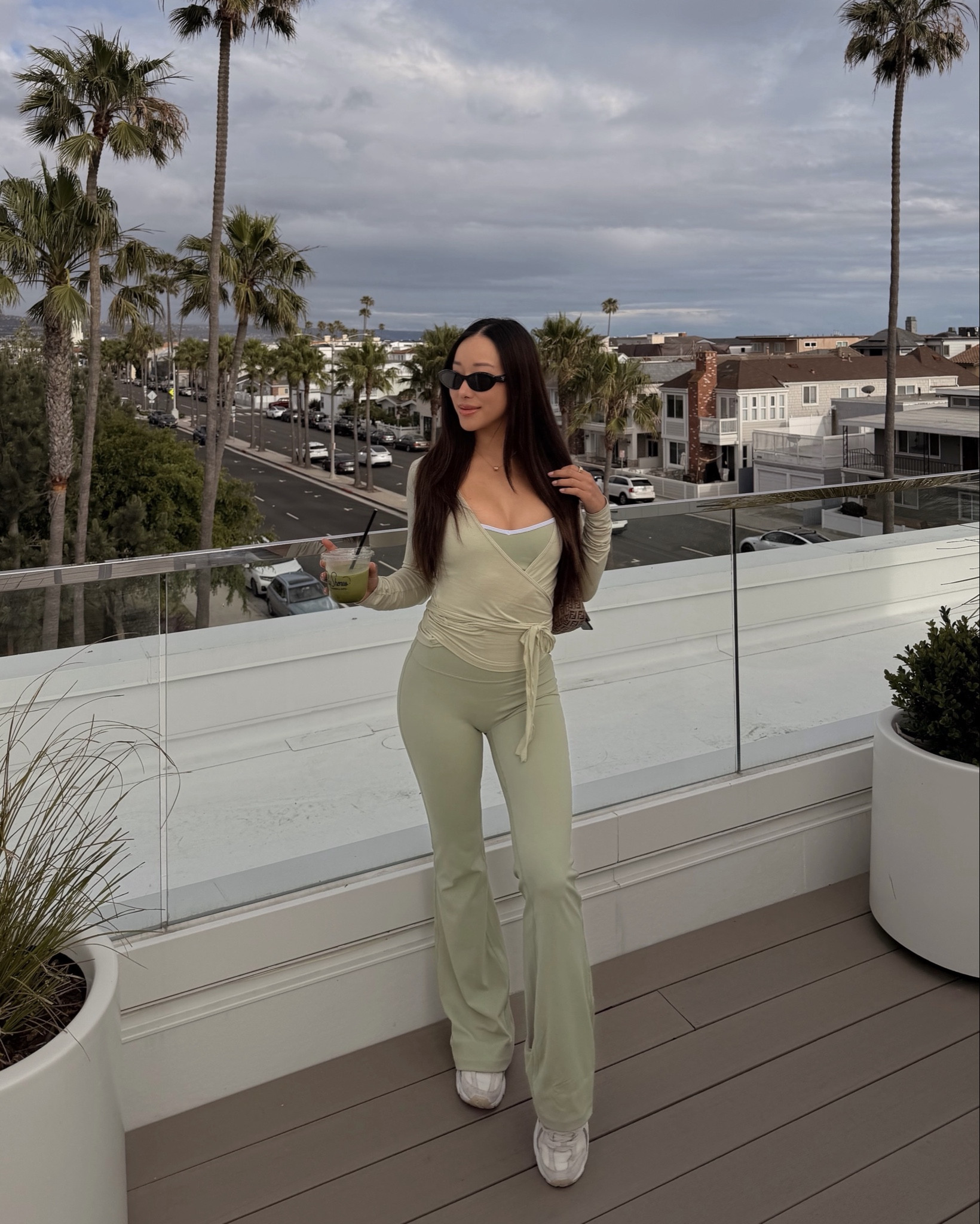 matcha mornings in this set 🍵 effortless, flattering, and easy to wear from coffee runs to the rest of your day

#ad #EleveActive #GoldenHourCollection #ElevateYourEveryMove #PilatesStyle

#LTKootd #LTKfitnessgoals #LTKActive