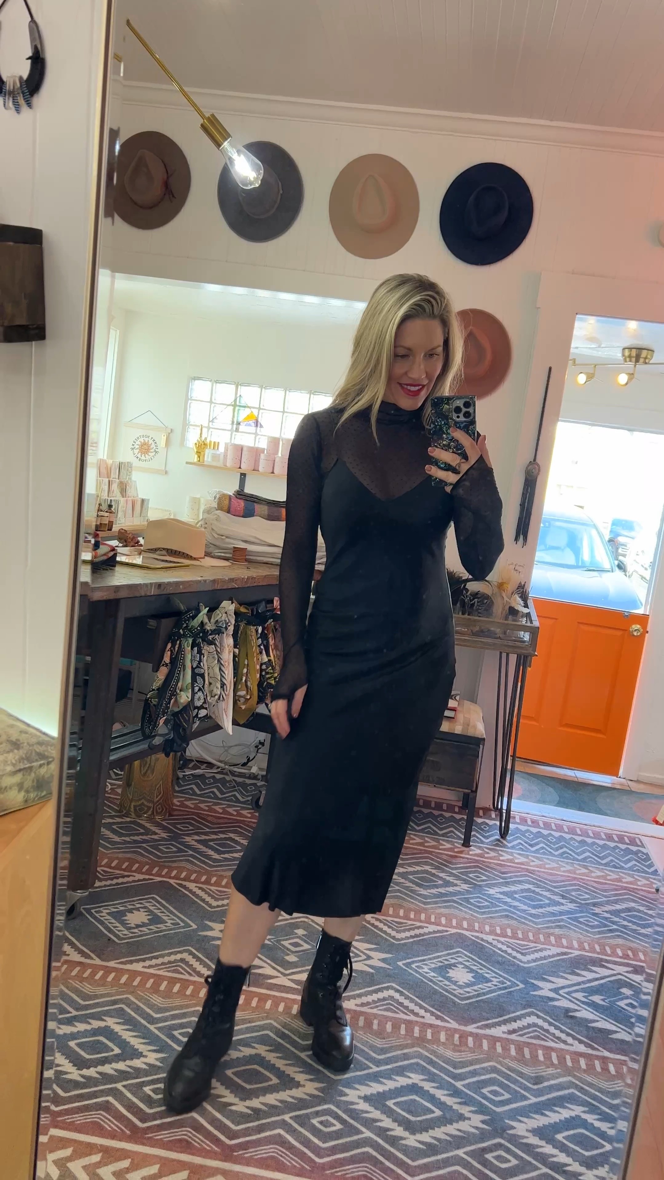 All black always chic.

#LTKcurves #LTKstyletip #LTKSeasonal