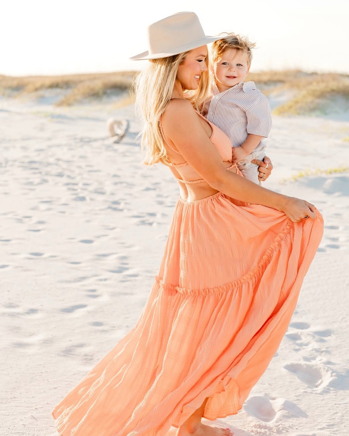 Beach family pics! This dress is absolutely perfect for summer! 

#LTKSeasonal #LTKFamily #LTKFindsUnder100