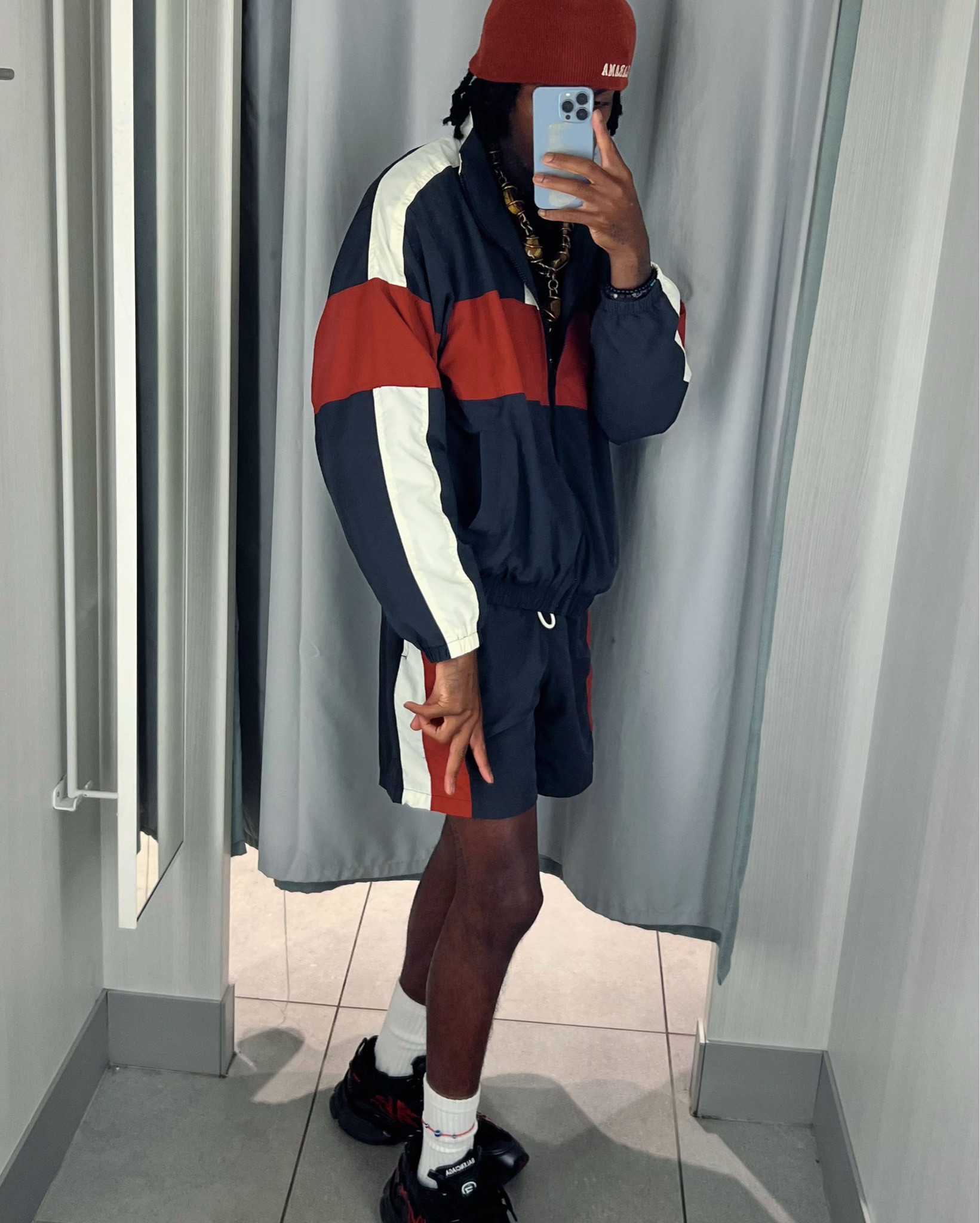 #Noboundaries went too hard w/ these #windbreaker tracksuits ❤️‍🔥😮‍💨


#LTKMens #LTKgrwm #LTKootd