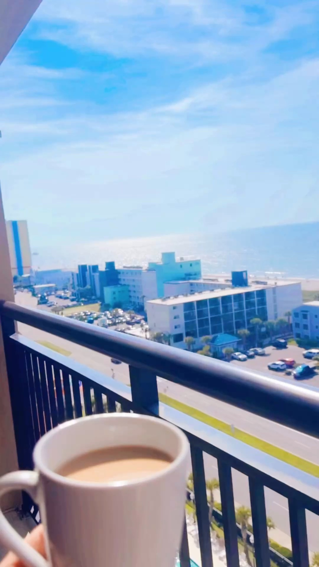A hot cup of coffee ☕️ just hits different down at the beach 🌊 with this view !!! 🌅 Cheers 🥂 to a fun 🤩 and beautiful ☀️ beach day ahead!! 🏝️