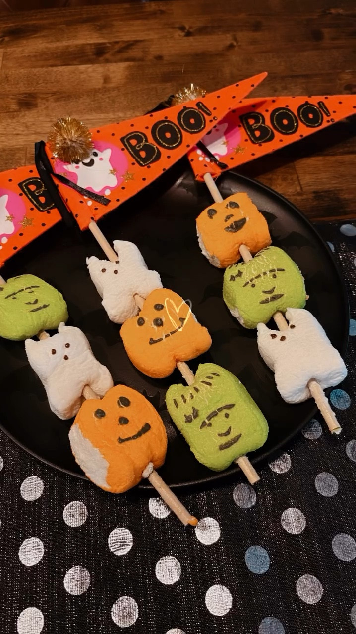 🔔Let’s make some Peeps Smores???? This is so cute!!! The kids will love it!!! Easy and very cute👻🎃💚.  
My tshirt   📎 https://mavely.app.link/e/jsE2xPtcNWb

🚨Simply Comment Shop for the 🔗
#ltkhome #ltk #creators #dailystories #over50 #family
❤️Hey there! Thank you so much for following me!!! 
Your support means the world to me.
 ❤️Watch Stories Daily 
🔗🔗🔗🔗🔗
❤️https://mave.ly/okwallyiseeyou
❤️https://www.amazon.com/shop/okwallyiseeyou 
❤️https://www.shopltk.com/explore/okwallyiseeyou?tab=posts