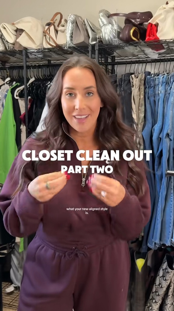 Elevating Your Style: closet detox (part 2)


#LTKSeasonal #LTKStyleTip