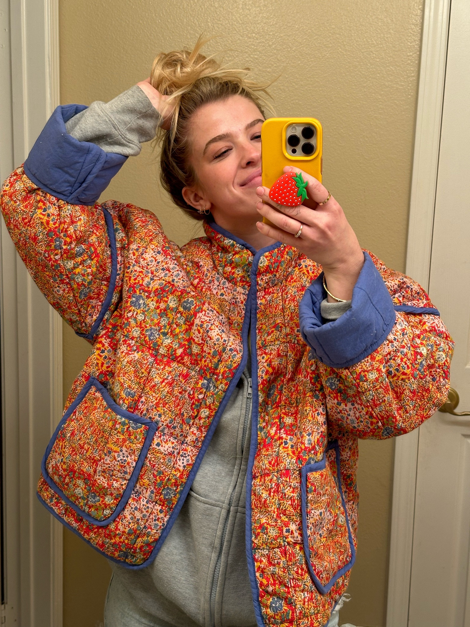 SEE BY CHLOE - SEE BY CHLOE heart quilting ♥️ jacket. OLhdB69txVBia5ckvvUXOHev_KFVHv
