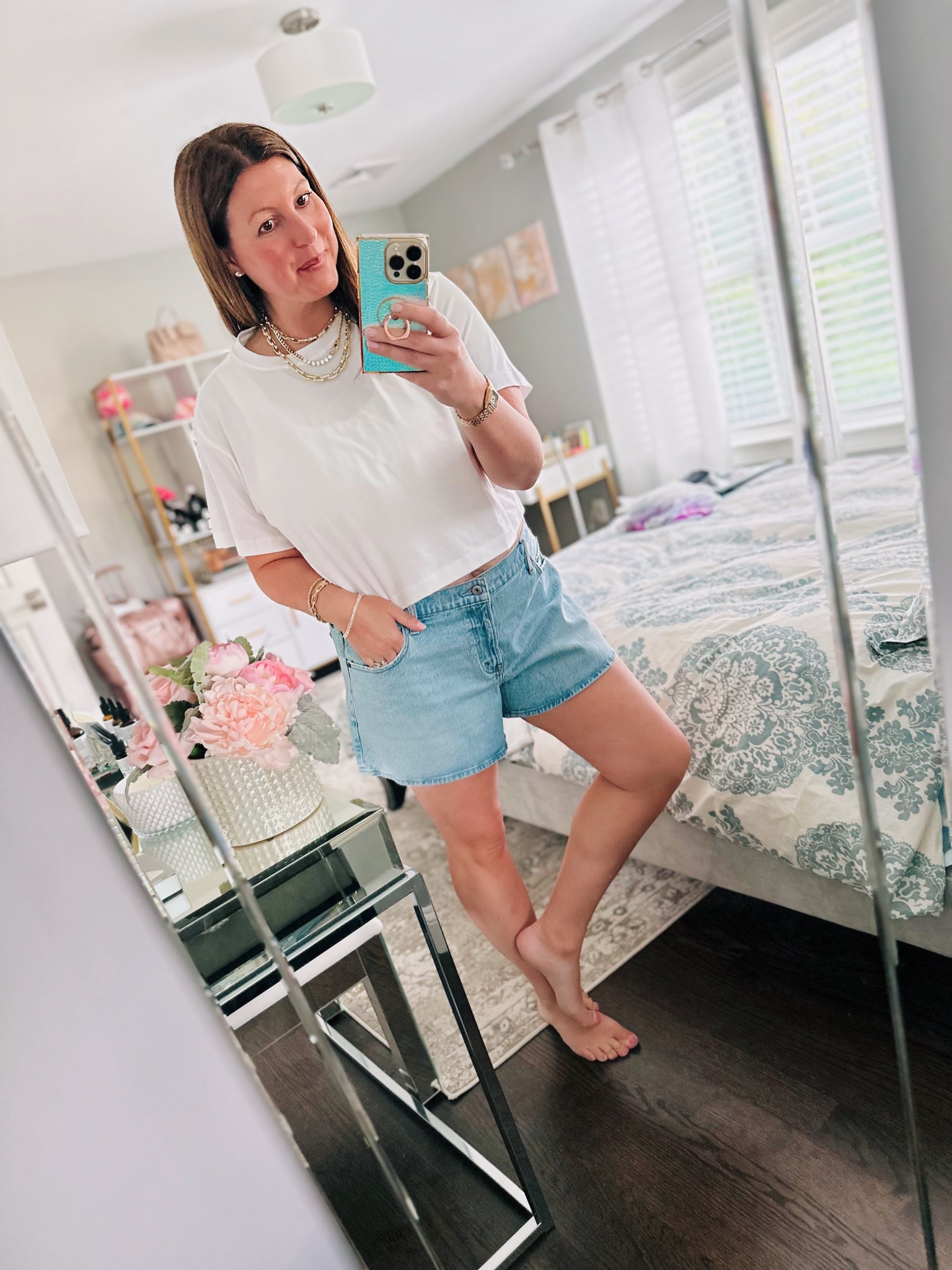 The perfect Jean short for summer!

Use Erin to save on MM jewelry 

#LTKSummerEdit #LTKMidsize #LTKOver40