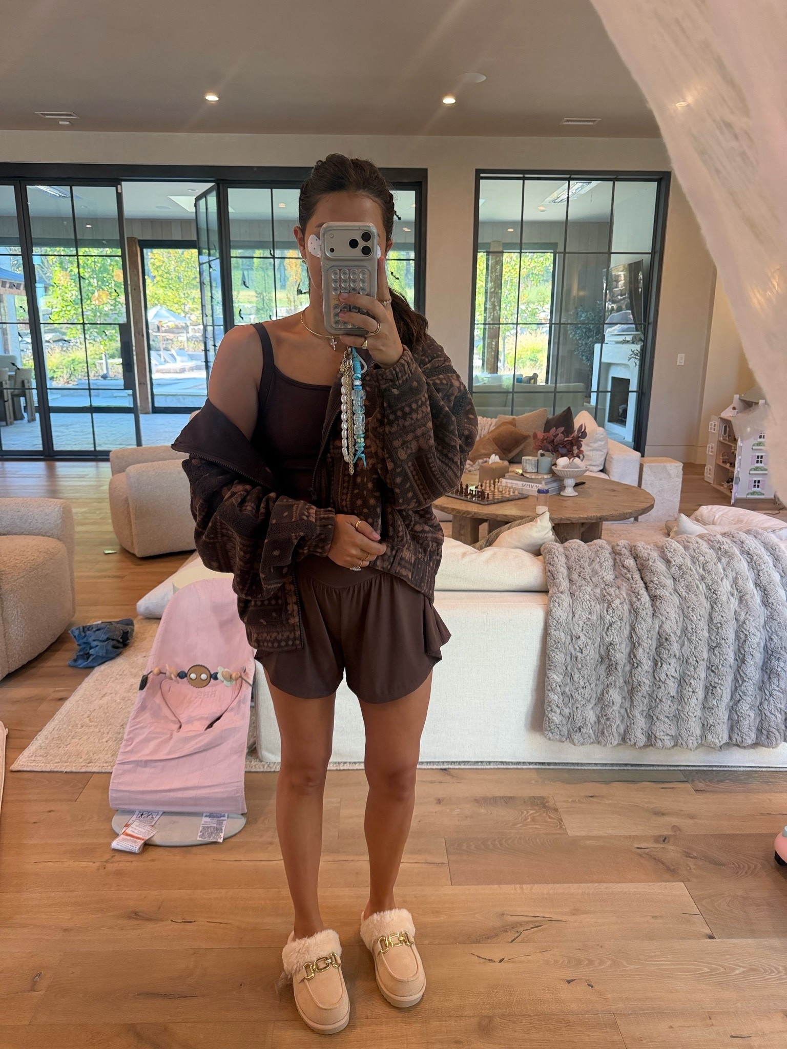 Tank: medium 
Shorts: medium 
Jacket: large

Dressupbuttercup.com #dressupbuttercup #dederaad