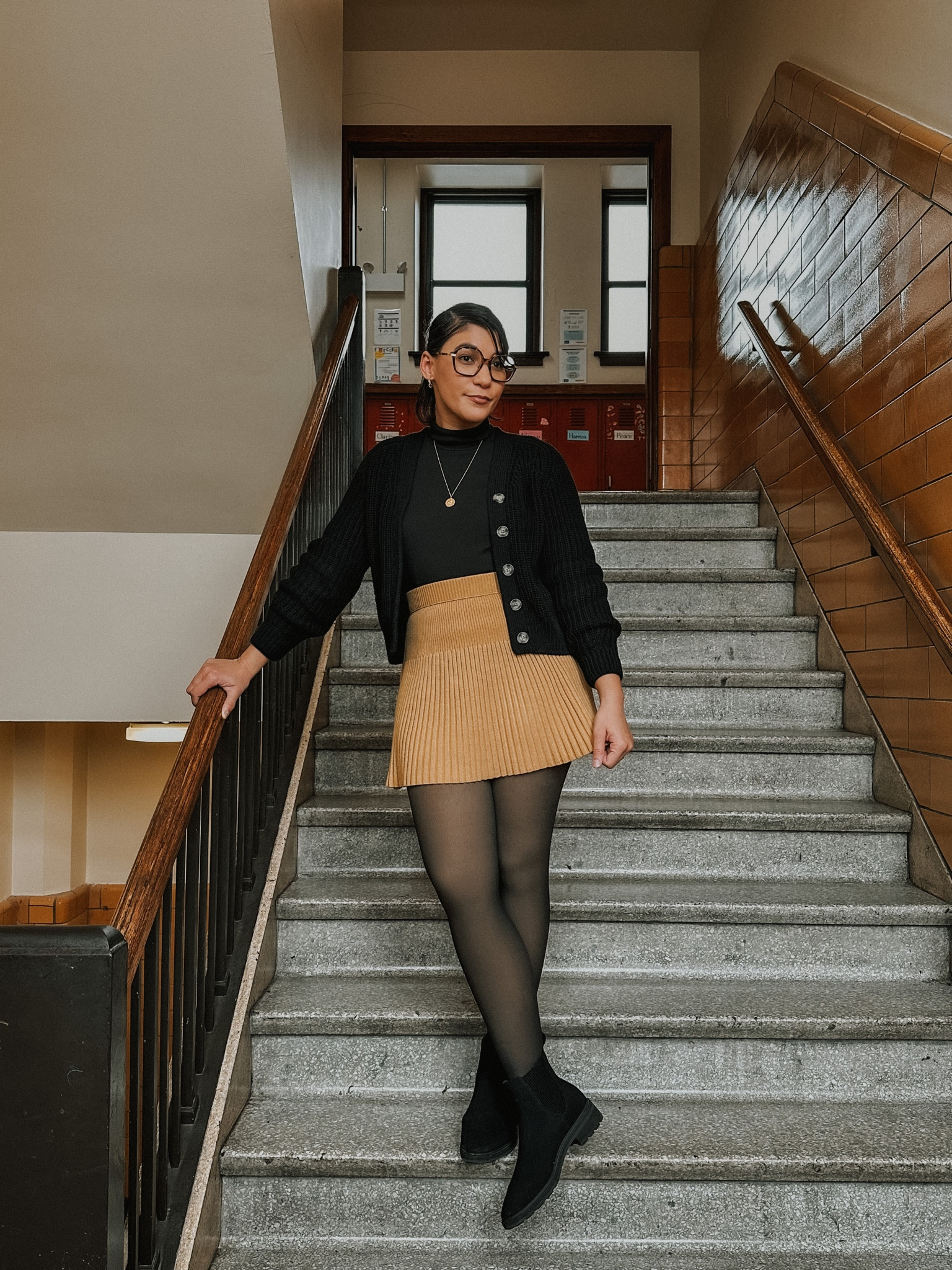 In love with this little sweater skirt, but also this whole look tbh

#LTKfit #LTKunder50 #LTKcurves