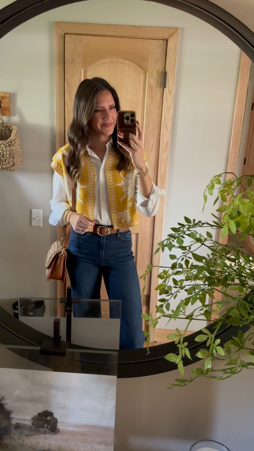 Today’s church outfit. This little vest is absolutely darling! 

Vest - medium 
Button up - small 
Jeans - size 26 


#LTKStyleTip #LTKFindsUnder50 #LTKFindsUnder100