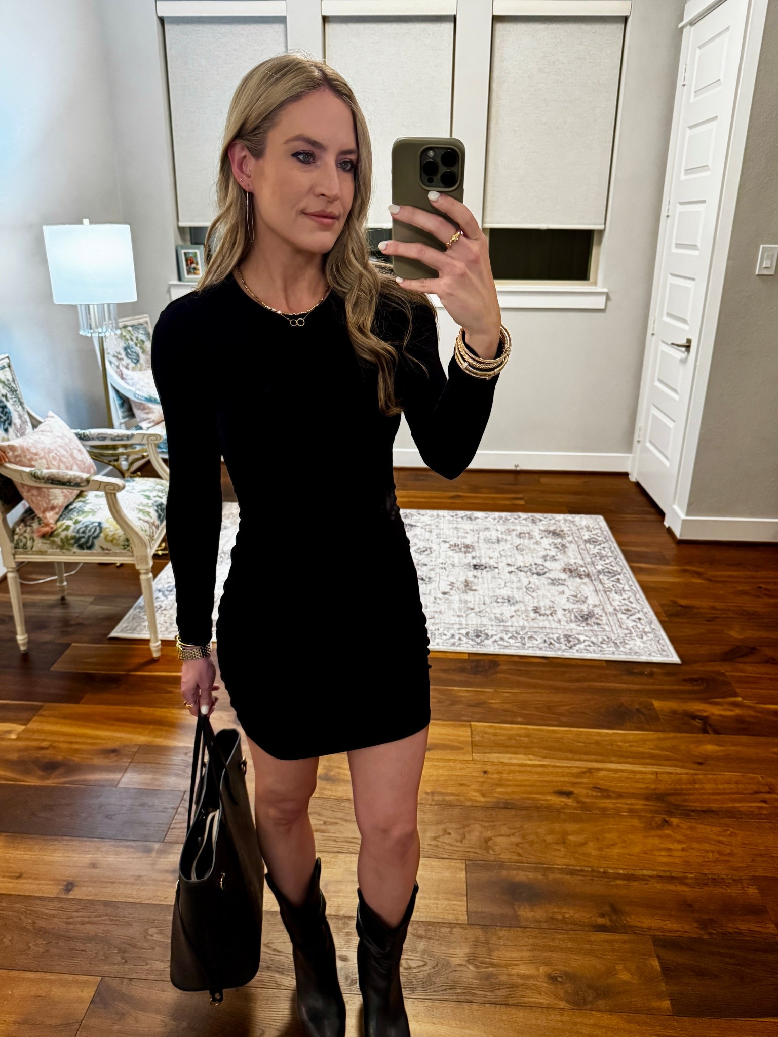Little black dress 

This dress is soft and thin so it’s perfect for spring weather and it comes in a multitude of color options. You can also get it with no sleeves.  

#everypiecefits

Spring dress 
Summer dress 
Date night dress
Date night outfit 
Dinner dress 
Brunch dress 
Sweater dress 

#LTKFindsUnder50 #LTKOver40 #LTKSpringSale