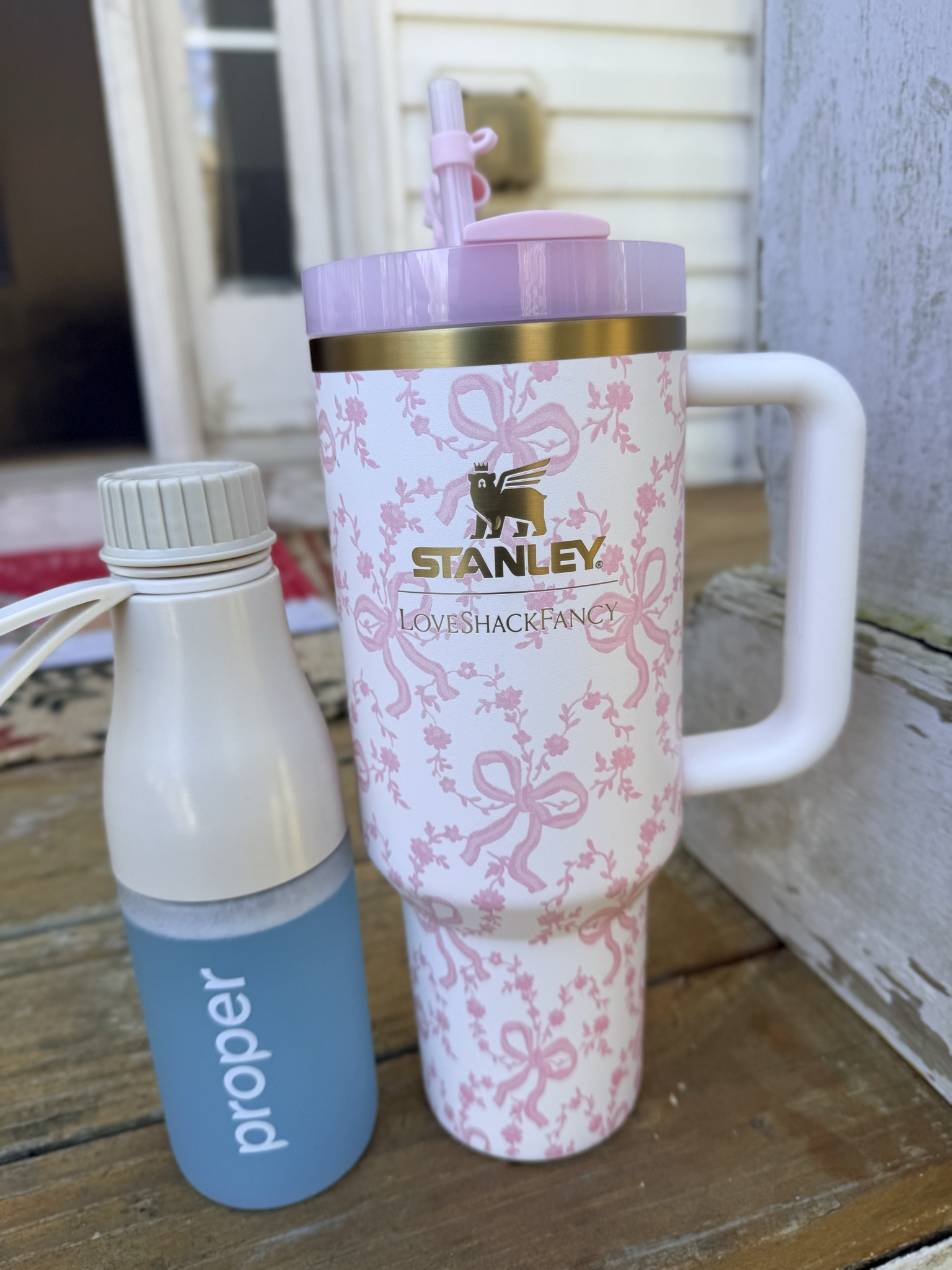 Workout essentials that keep me consistent and showing up for myself. A cute matching set, supportive sneakers, my water bottle, and my headphones are my go to every single time. When I feel good, I show up better.

Shop all my workout essentials on my LTK.

#ShoppingWithPriiincesss #WorkoutEssentials #GymStyle #FitnessRoutine #Activewear #LTKFitness #LTKStyle #FitMom #WorkoutMotivation #HealthyLifestyle #GymOutfits #FitnessInspo #WellnessJourney #AtlantaMom #Atlantamom #Atlantabloggers #Atlantablogger #AtlantaCreator #Atlantacontentcreators #Atlantacontentcreator

#LTKmomlife #LTKselfcare #LTKfitnessgoals