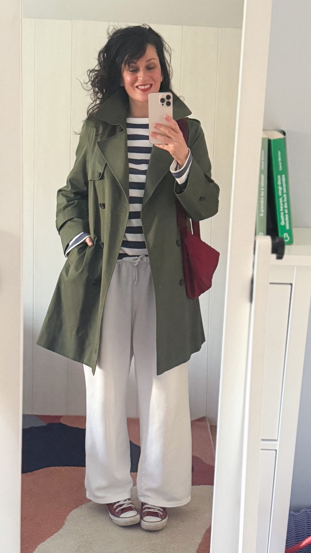 • Trench #uniqloC
• Sweat rayé #monoprix 
• Jogging #hm 
• #converse en toile bordeaux 
• Banane bordeaux #uniqlo 

#LTKspring #LTKeurope #LTKfrance