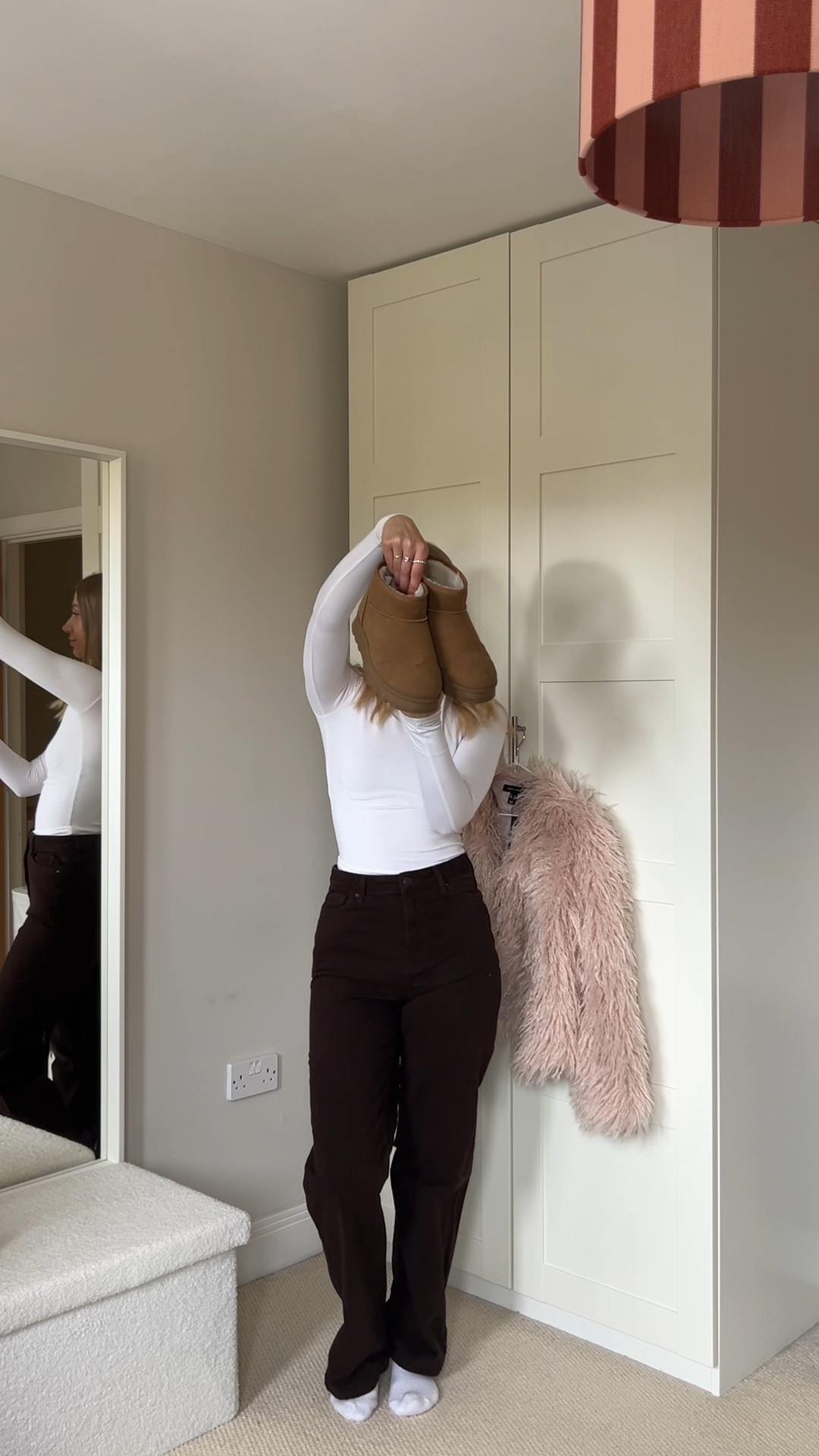 pink fur faux jacket fluffy girly autumn outfits inspo style trend winter brown jeans 

#LTKuk #LTKwinter #LTKautumn