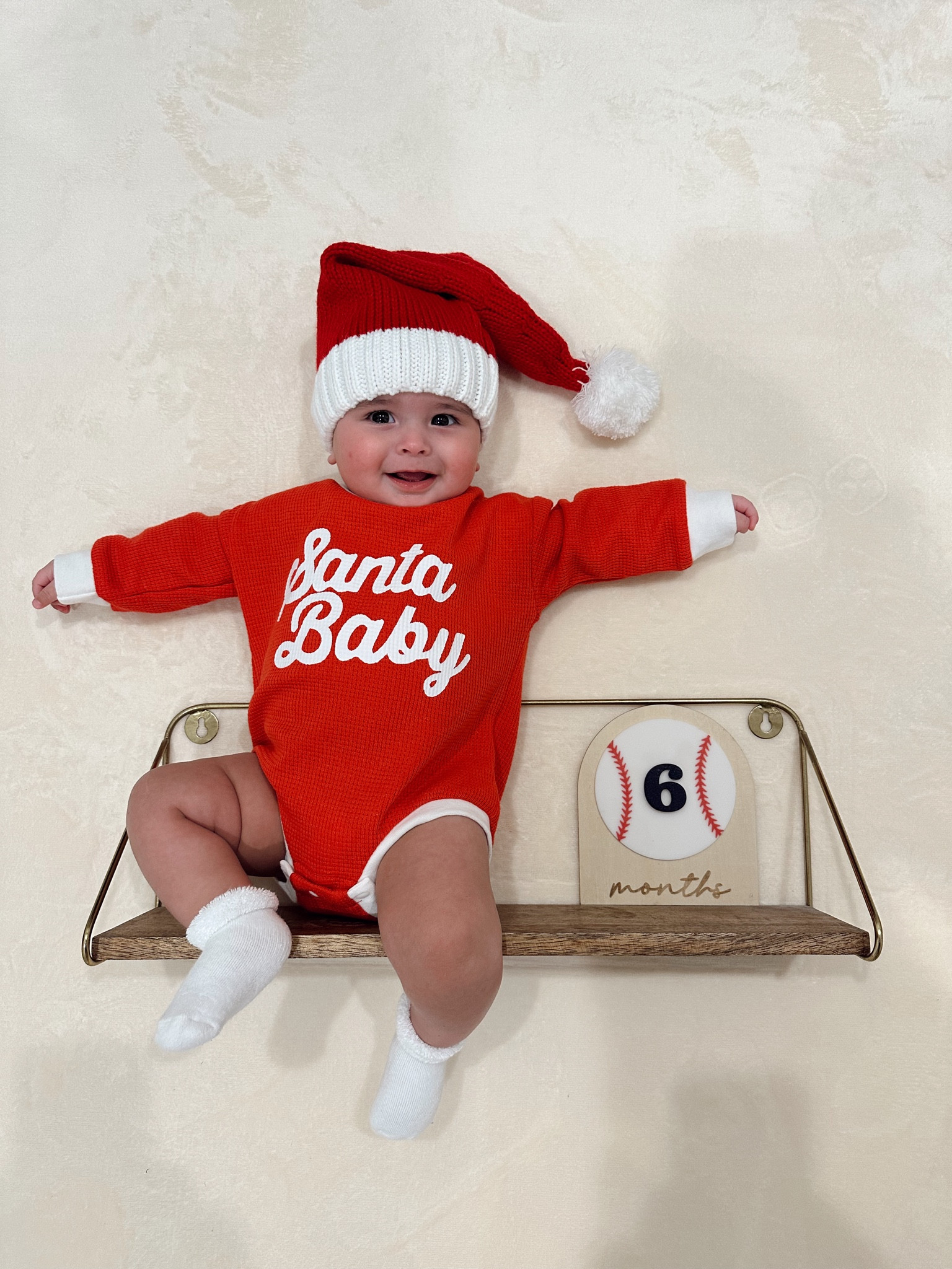 Santa baby outfit 

#LTKBaby #LTKHoliday