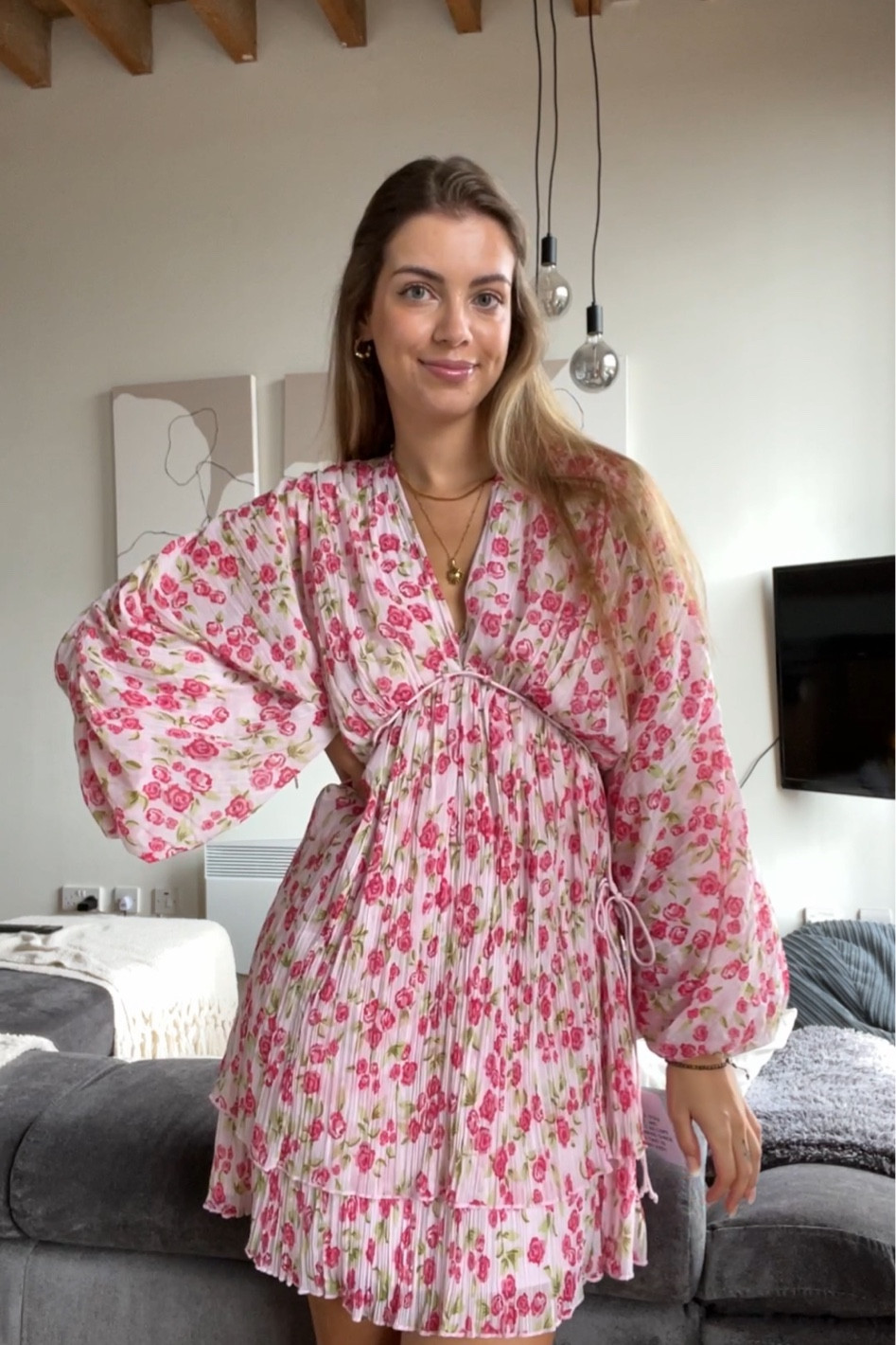 Short pink flower dress 💗🌸

#LTKunder50 #LTKwedding #LTKSeasonal